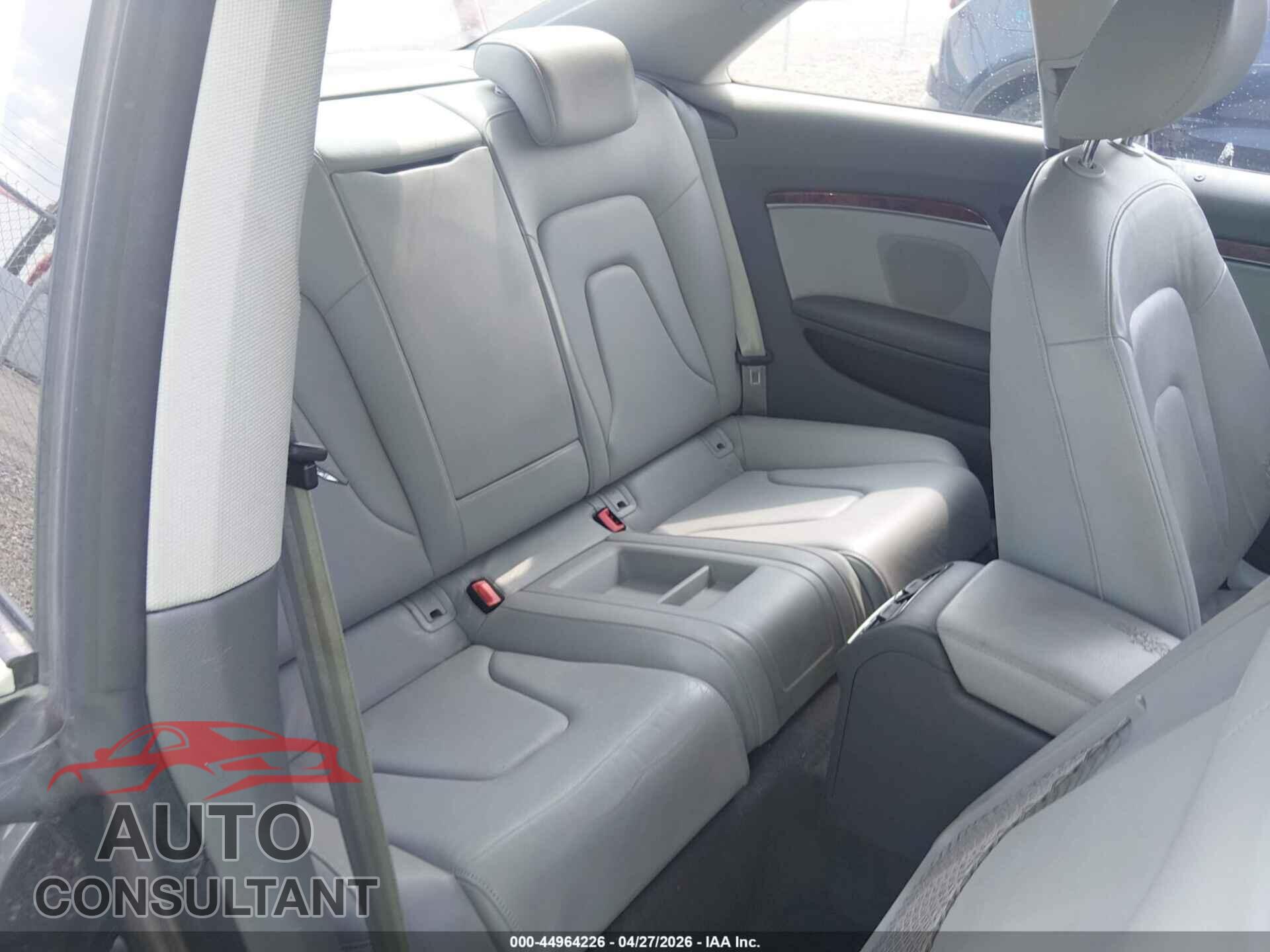 AUDI A5 2013 - WAULFAFR1DA015191