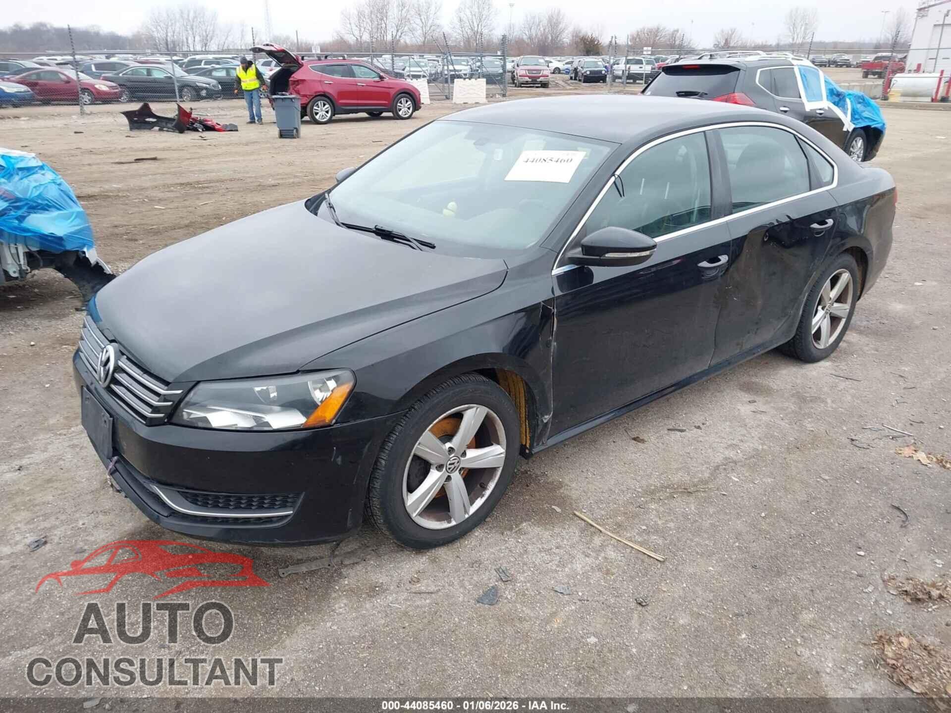 VOLKSWAGEN PASSAT 2012 - 1VWBP7A3XCC037868