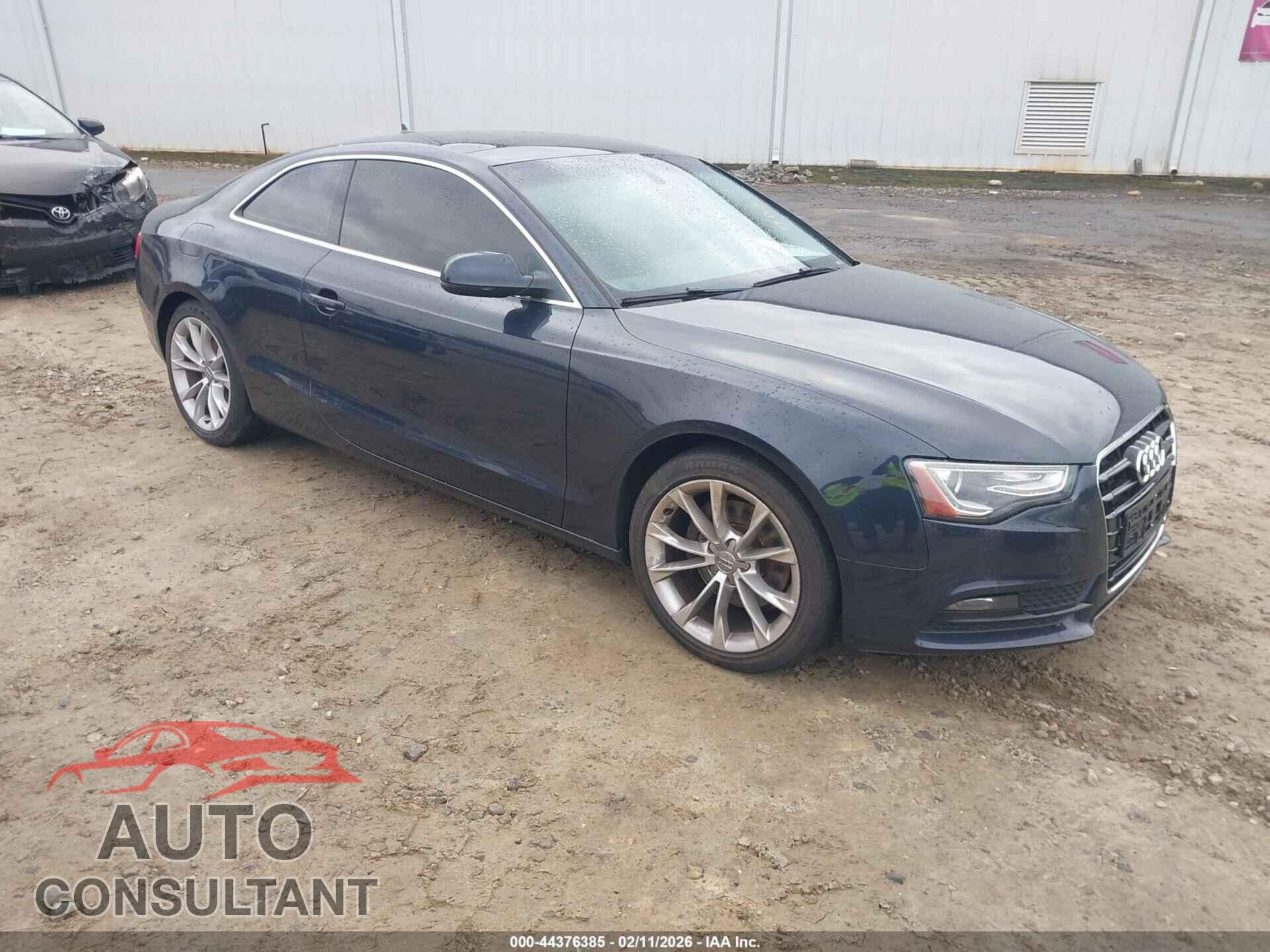 AUDI A5 2013 - WAULFAFR3DA045342