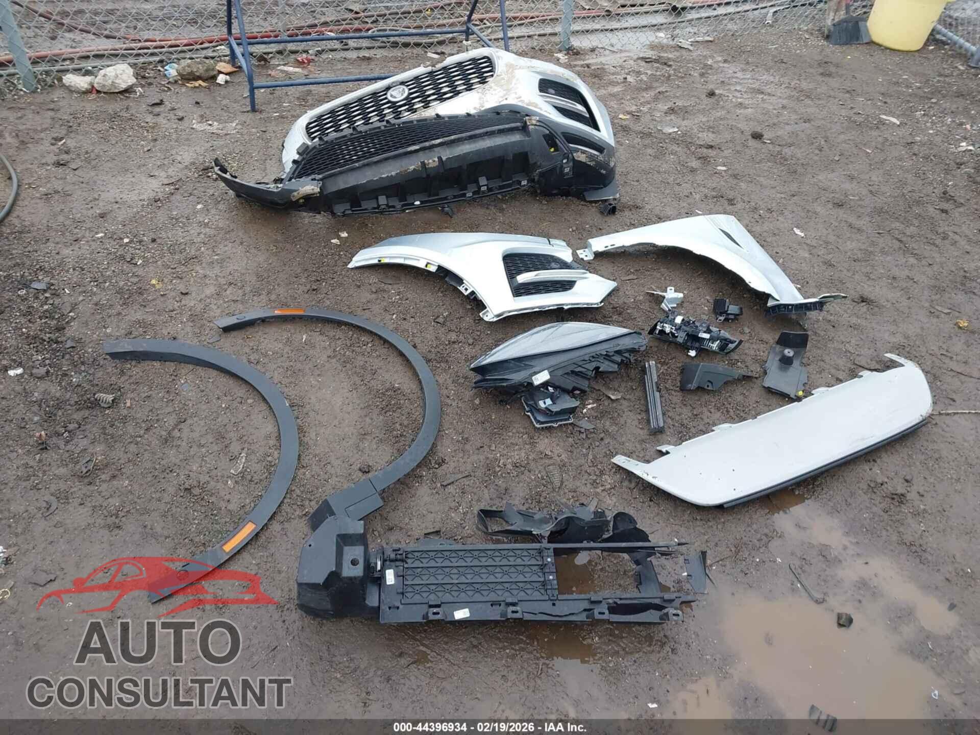 JAGUAR E-PACE 2021 - SADFP2FX3M1023220