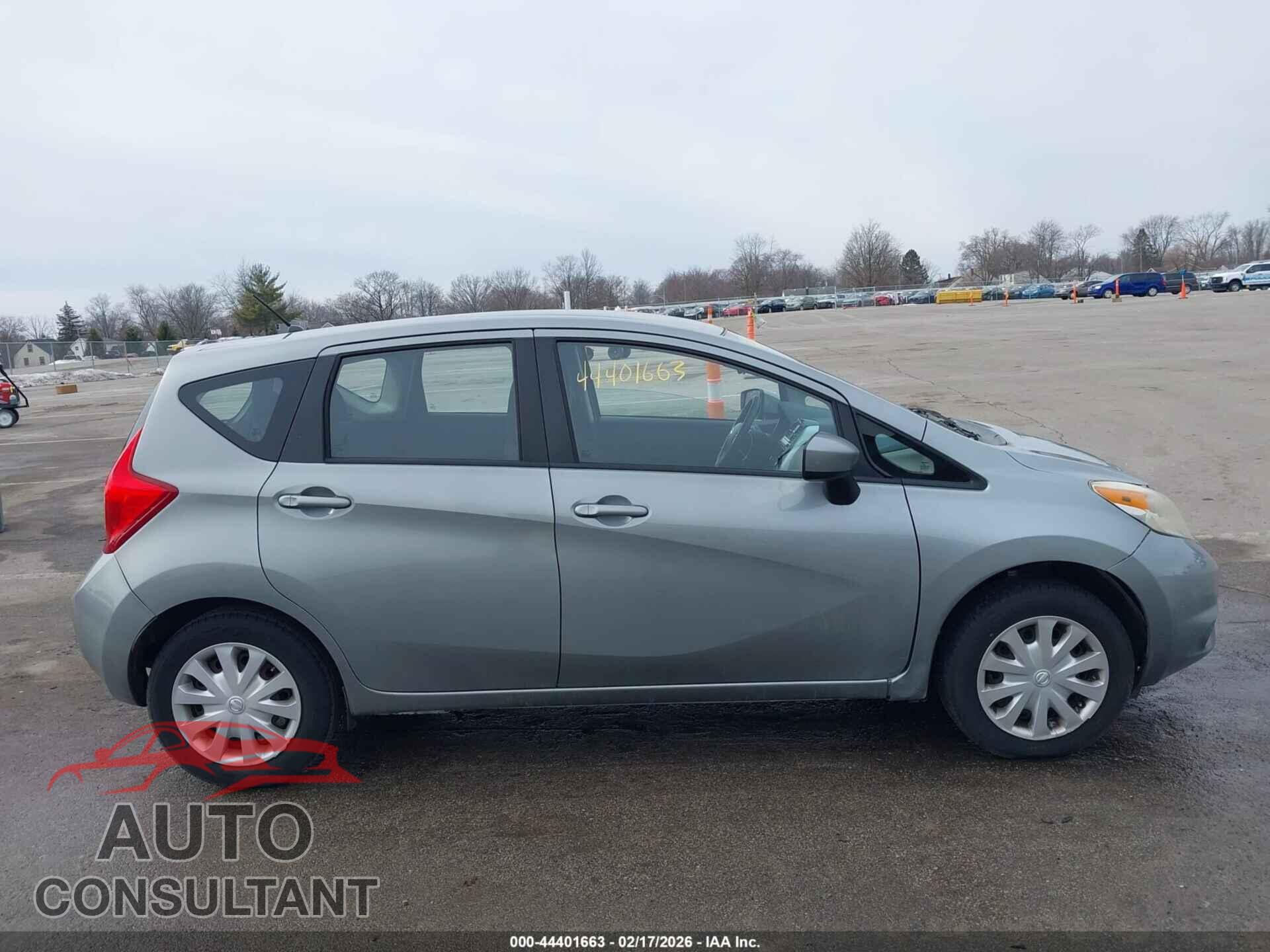NISSAN VERSA NOTE 2015 - 3N1CE2CP2FL421543