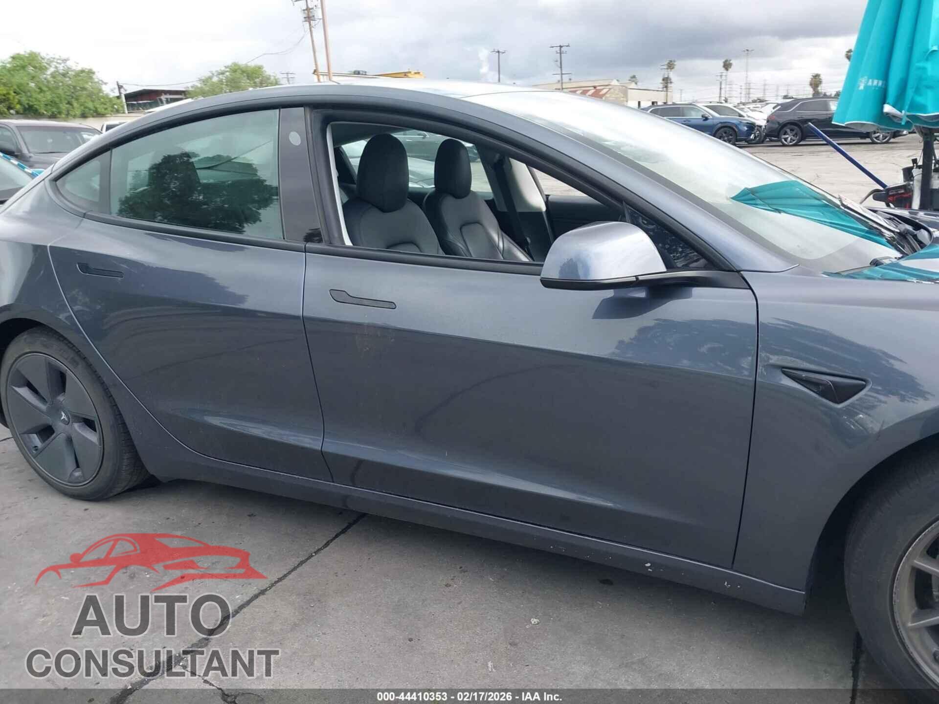 TESLA MODEL 3 2021 - 5YJ3E1EBXMF874961