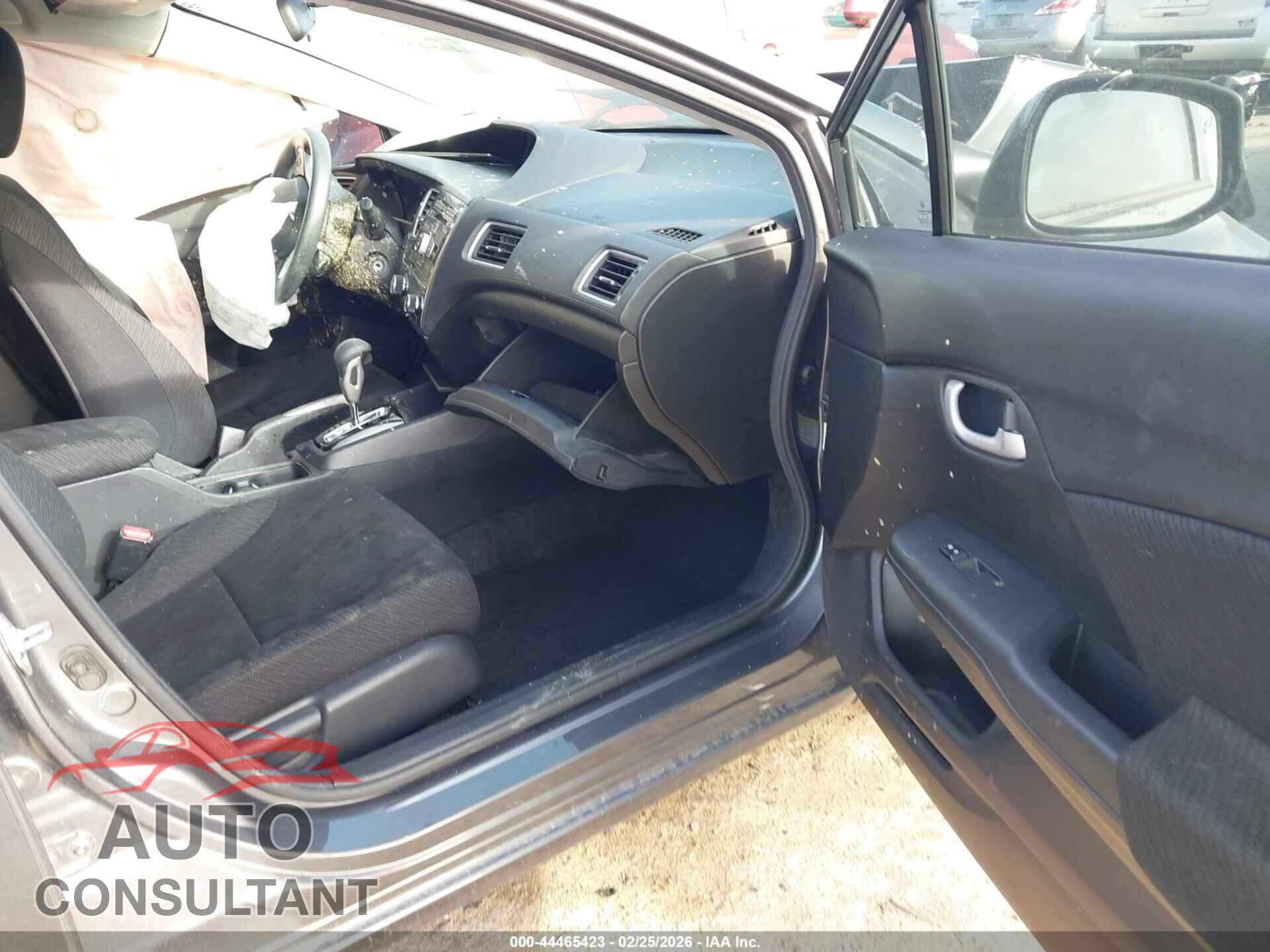 HONDA CIVIC 2013 - 2HGFB2F58DH602540