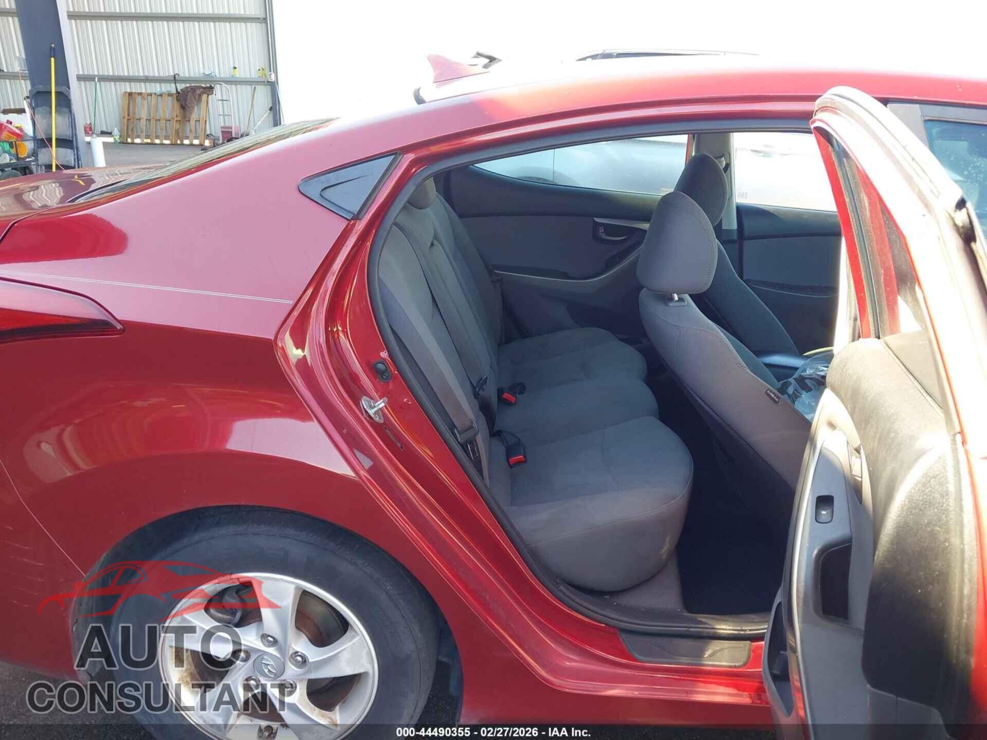 HYUNDAI ELANTRA 2014 - 5NPDH4AE2EH475896