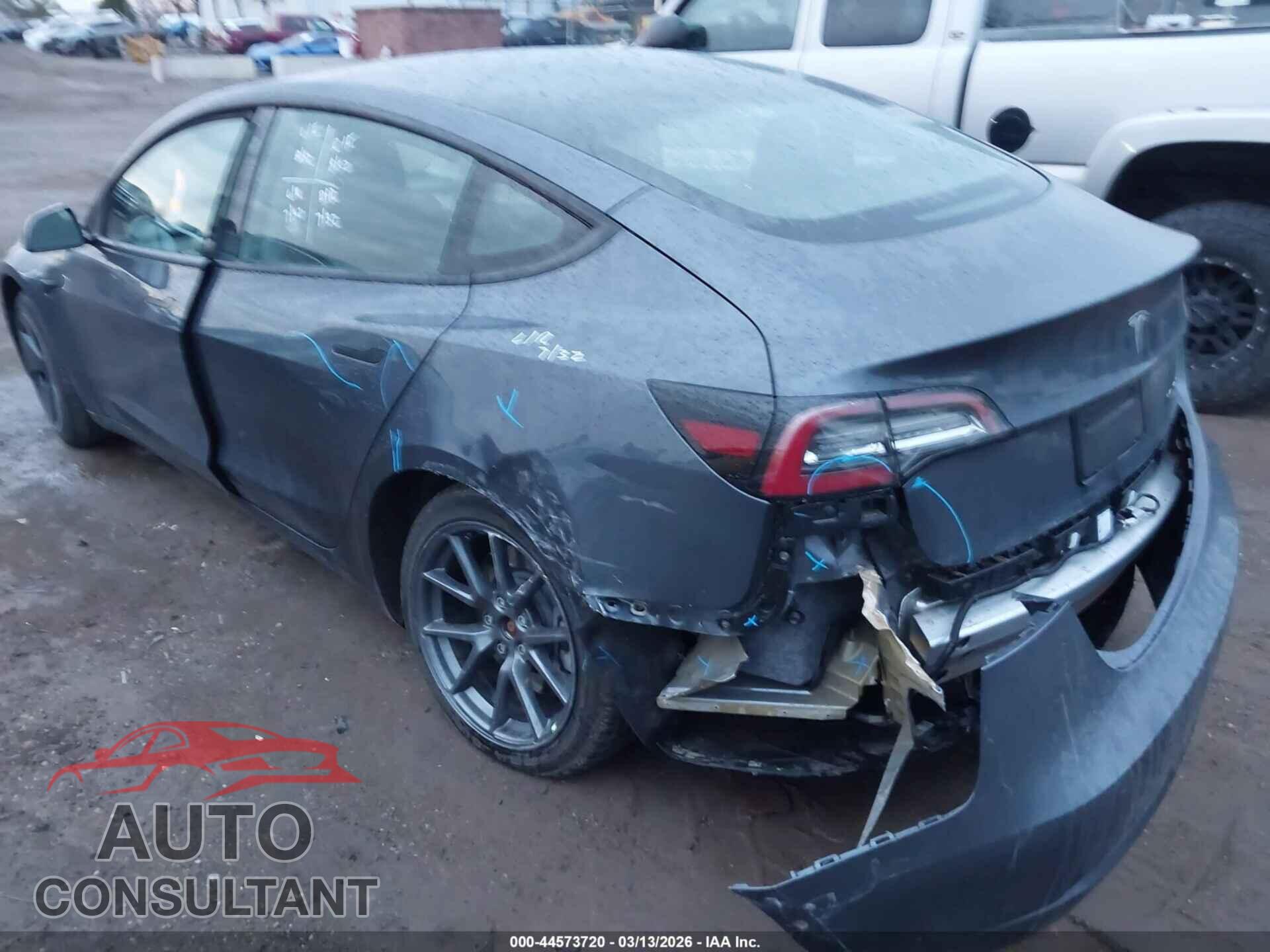 TESLA MODEL 3 2022 - 5YJ3E1EB8NF180187