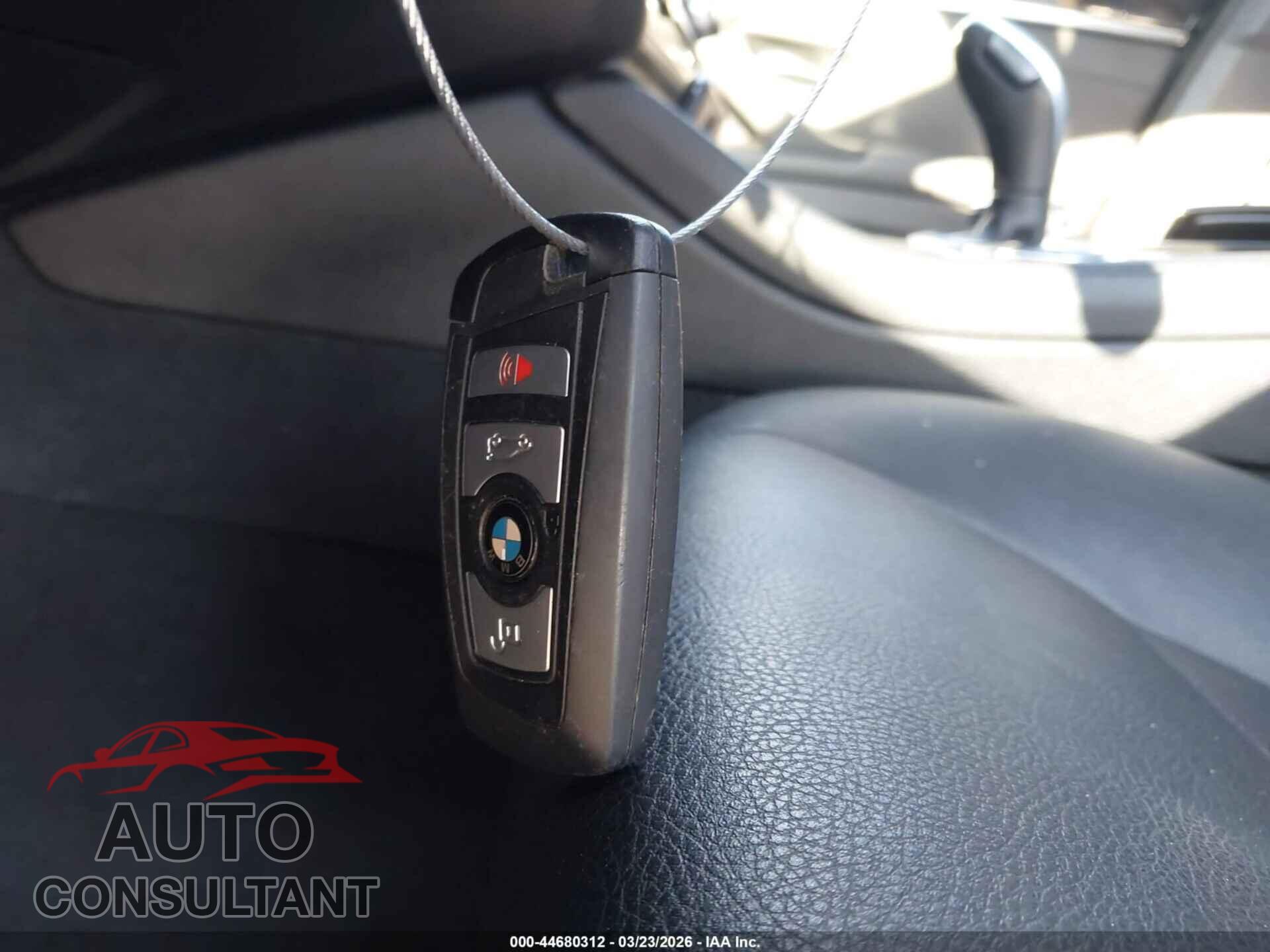 BMW 528I 2016 - WBA5A5C58GG350210