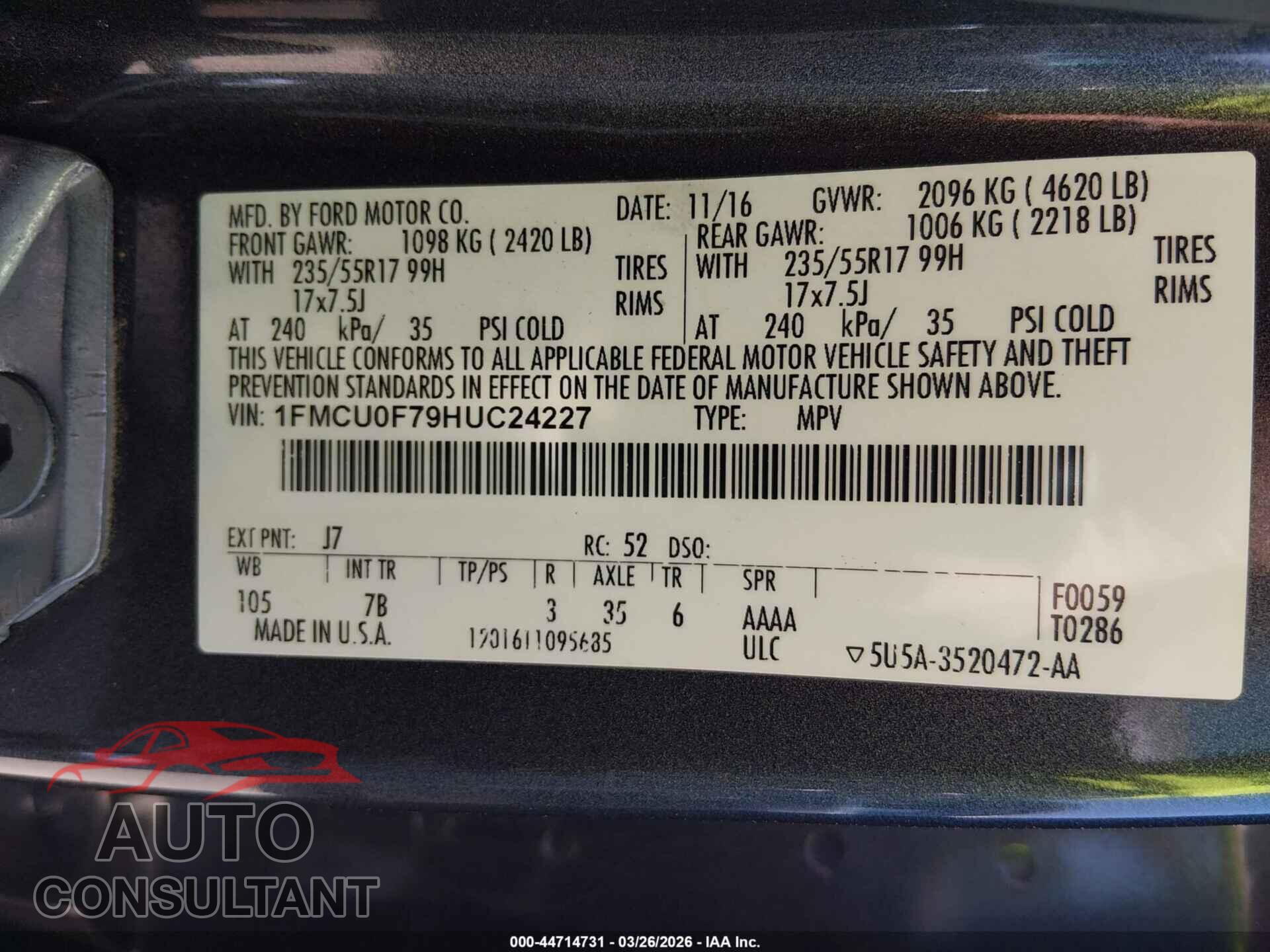 FORD ESCAPE 2017 - 1FMCU0F79HUC24227