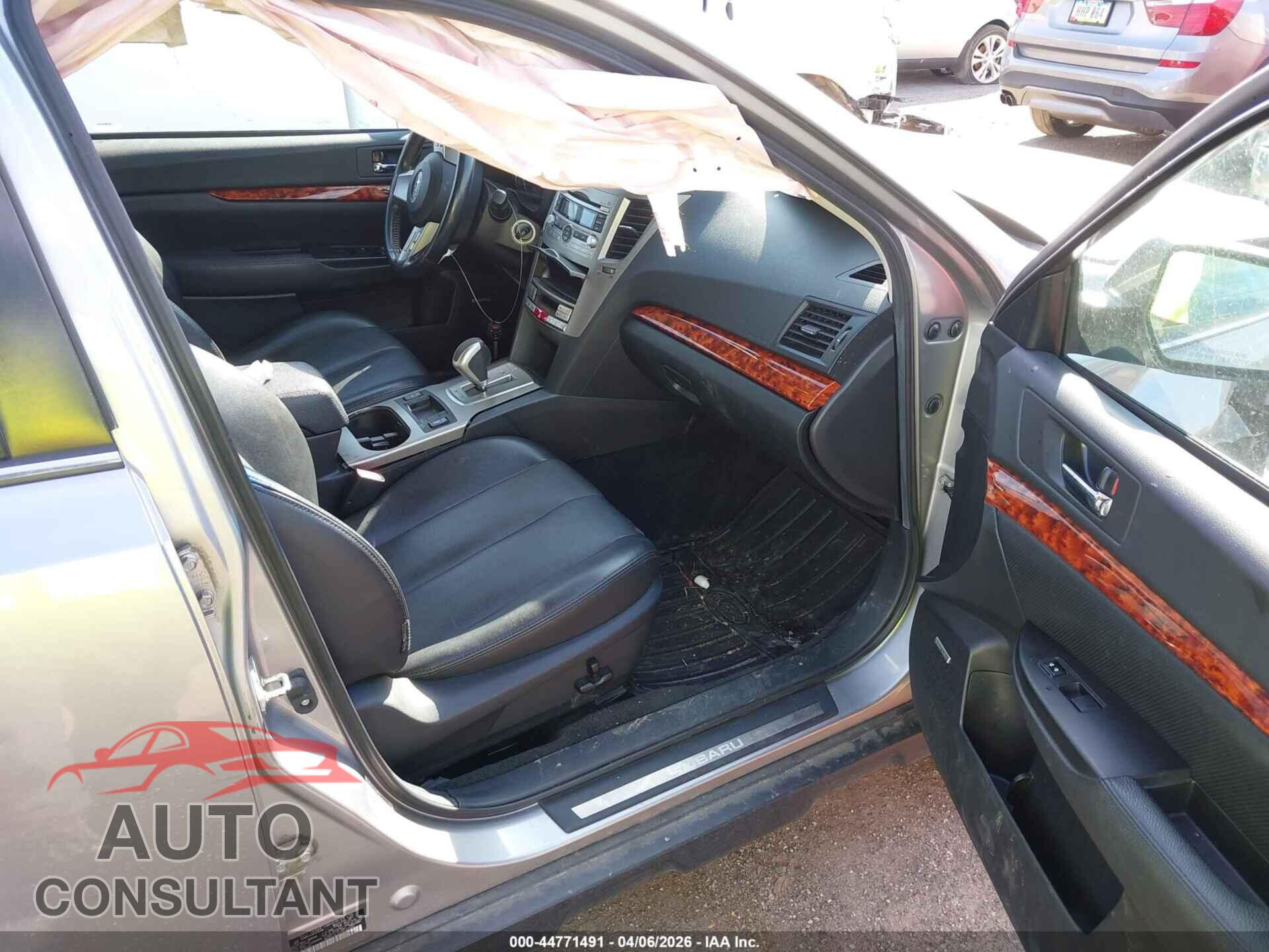 SUBARU OUTBACK 2011 - 4S4BRCJC5B3366218