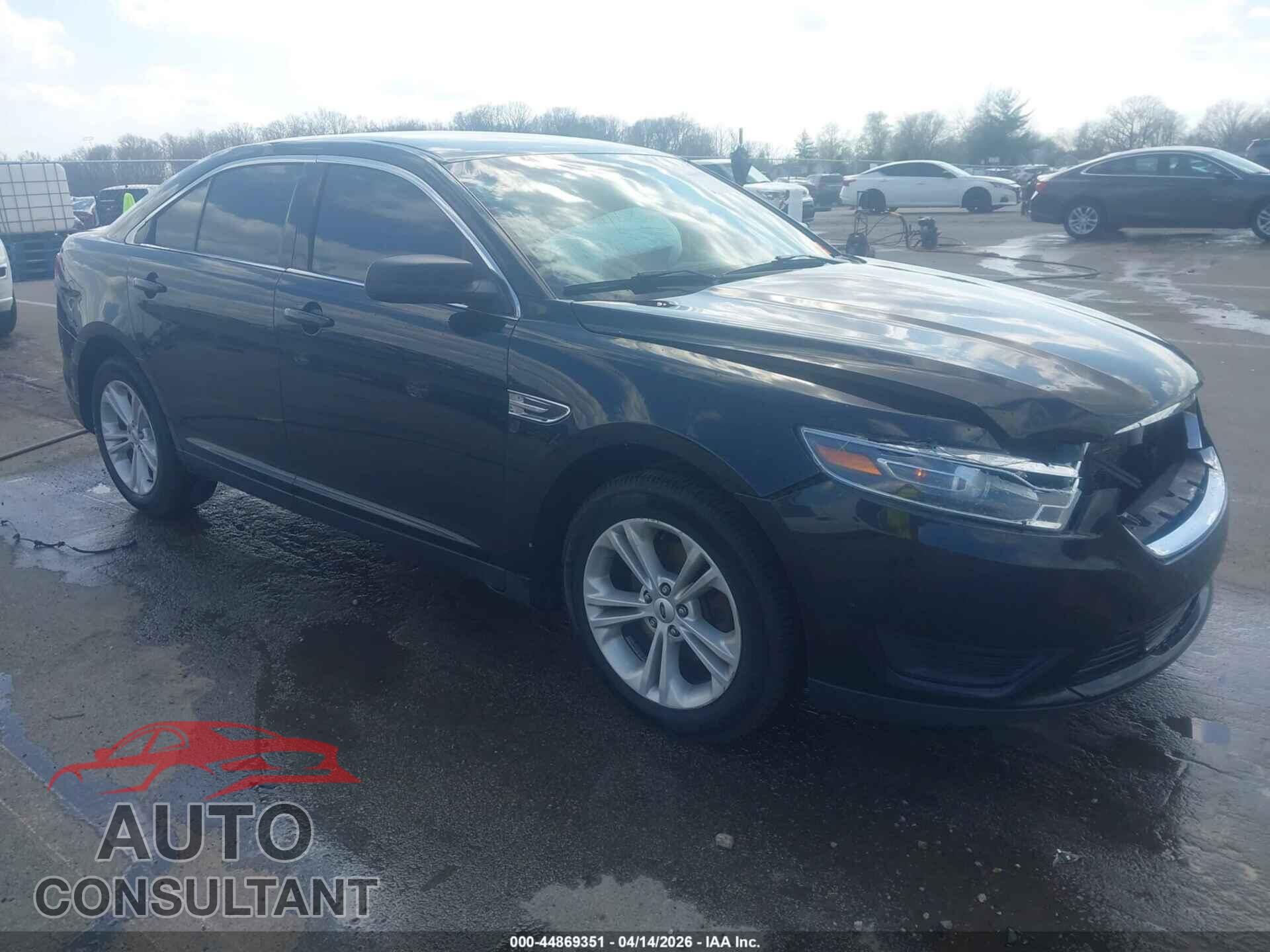 FORD TAURUS 2018 - 1FAHP2D88JG132173