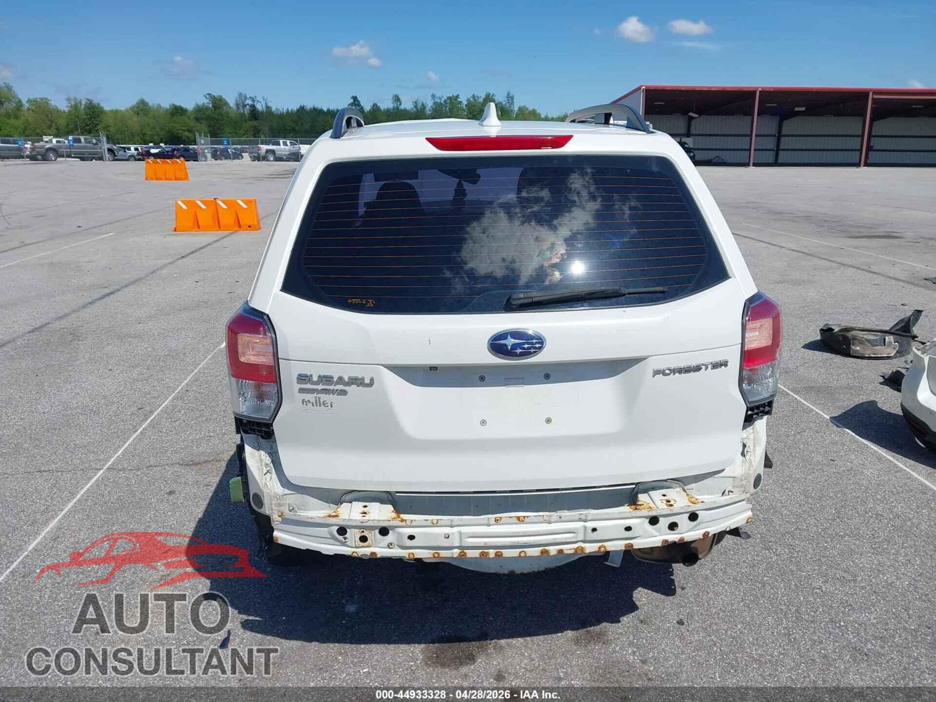 SUBARU FORESTER 2018 - JF2SJABC3JH497133