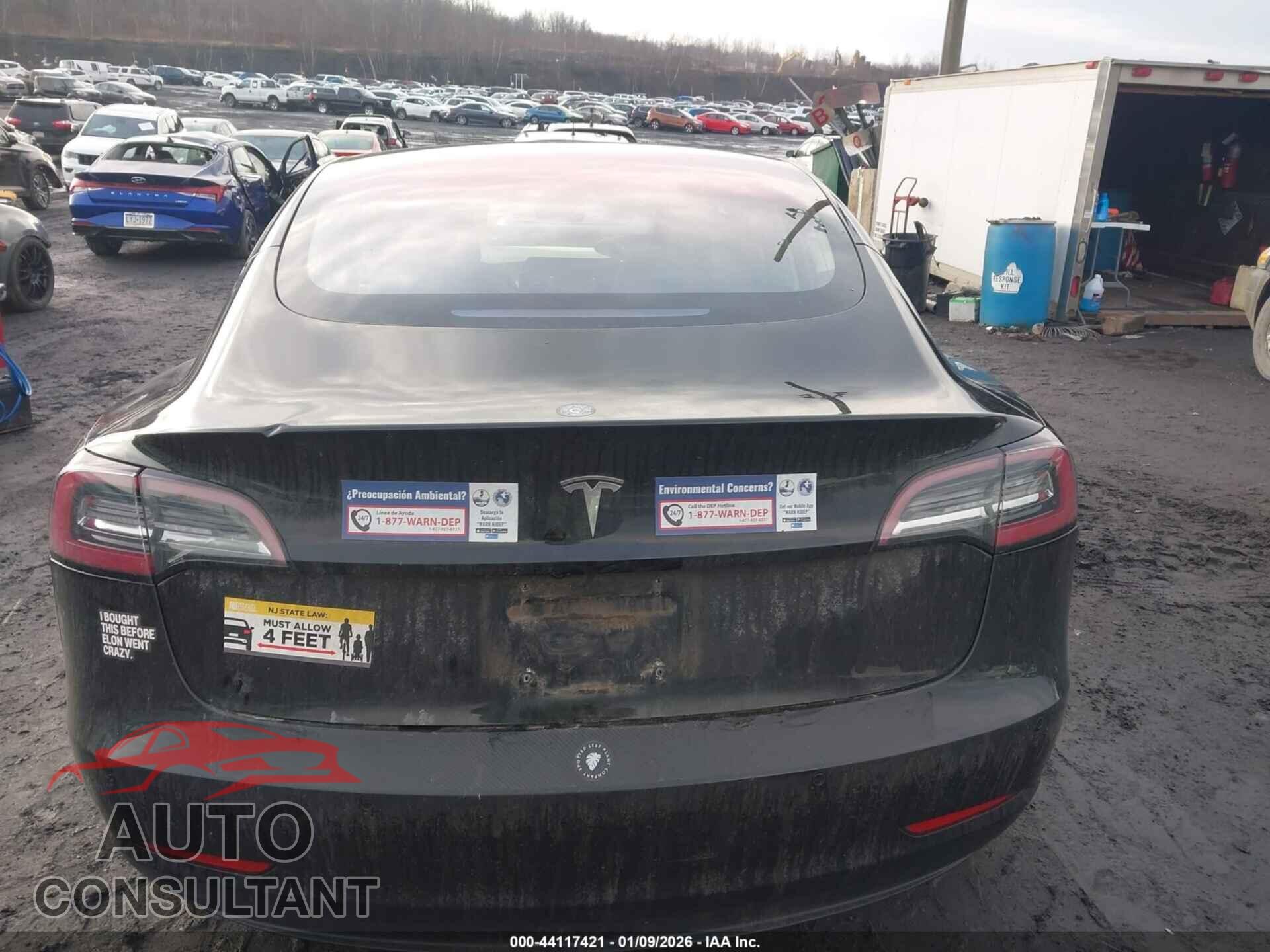 TESLA MODEL 3 2018 - 5YJ3E1EA7JF010131