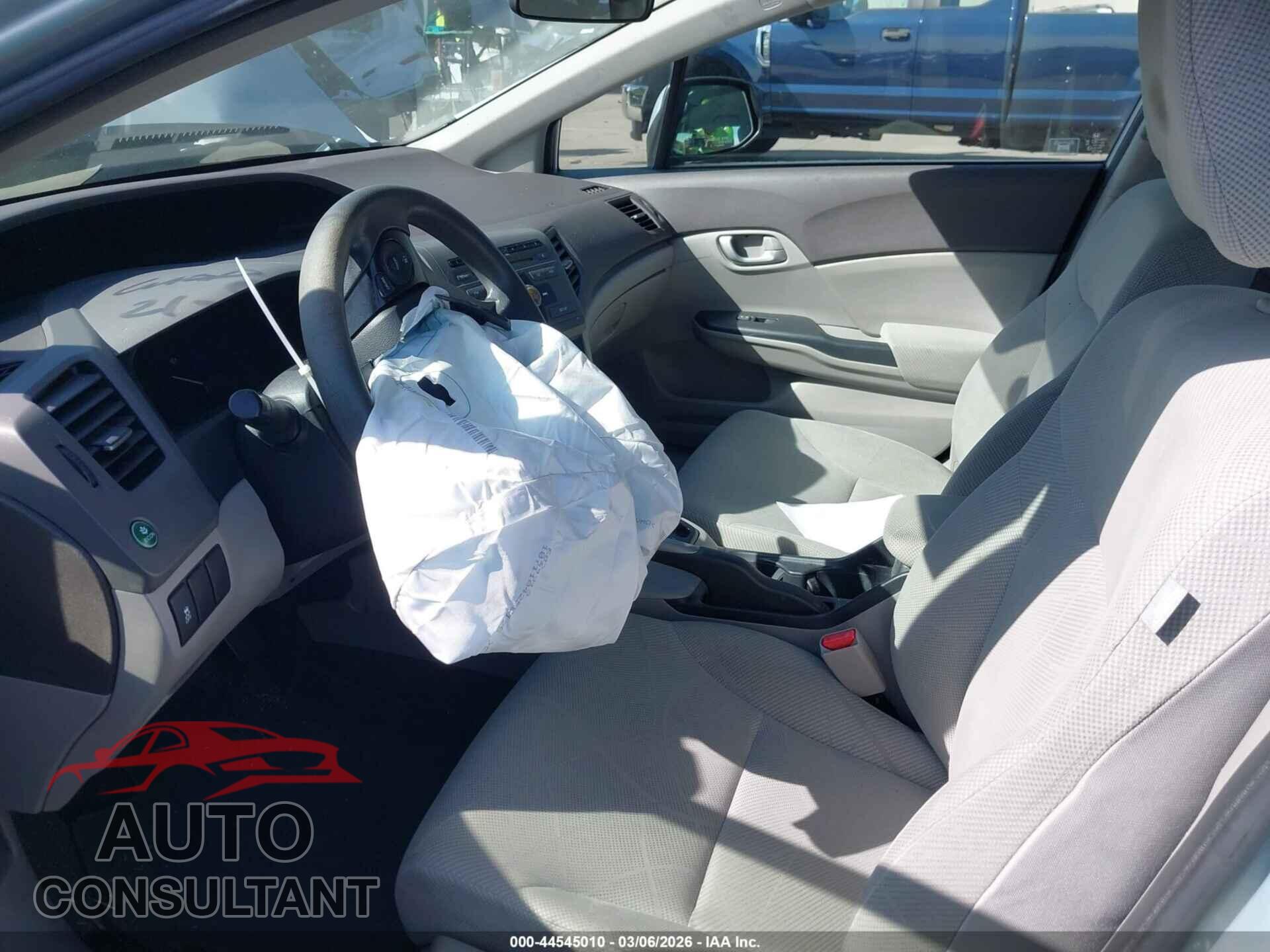 HONDA CIVIC 2012 - JHMFB2F55CS006077