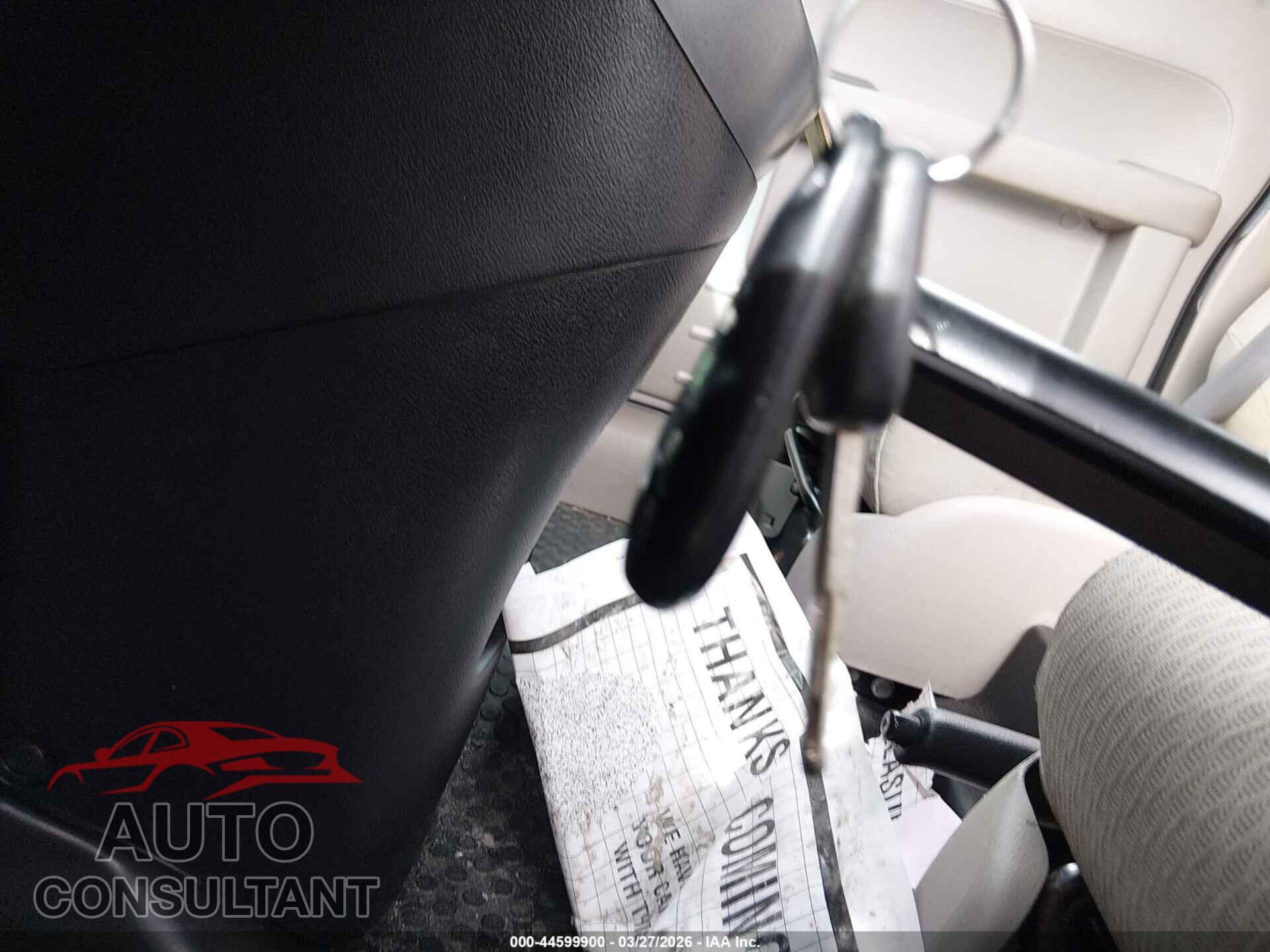 HONDA ELEMENT 2011 - 5J6YH2H33BL003802