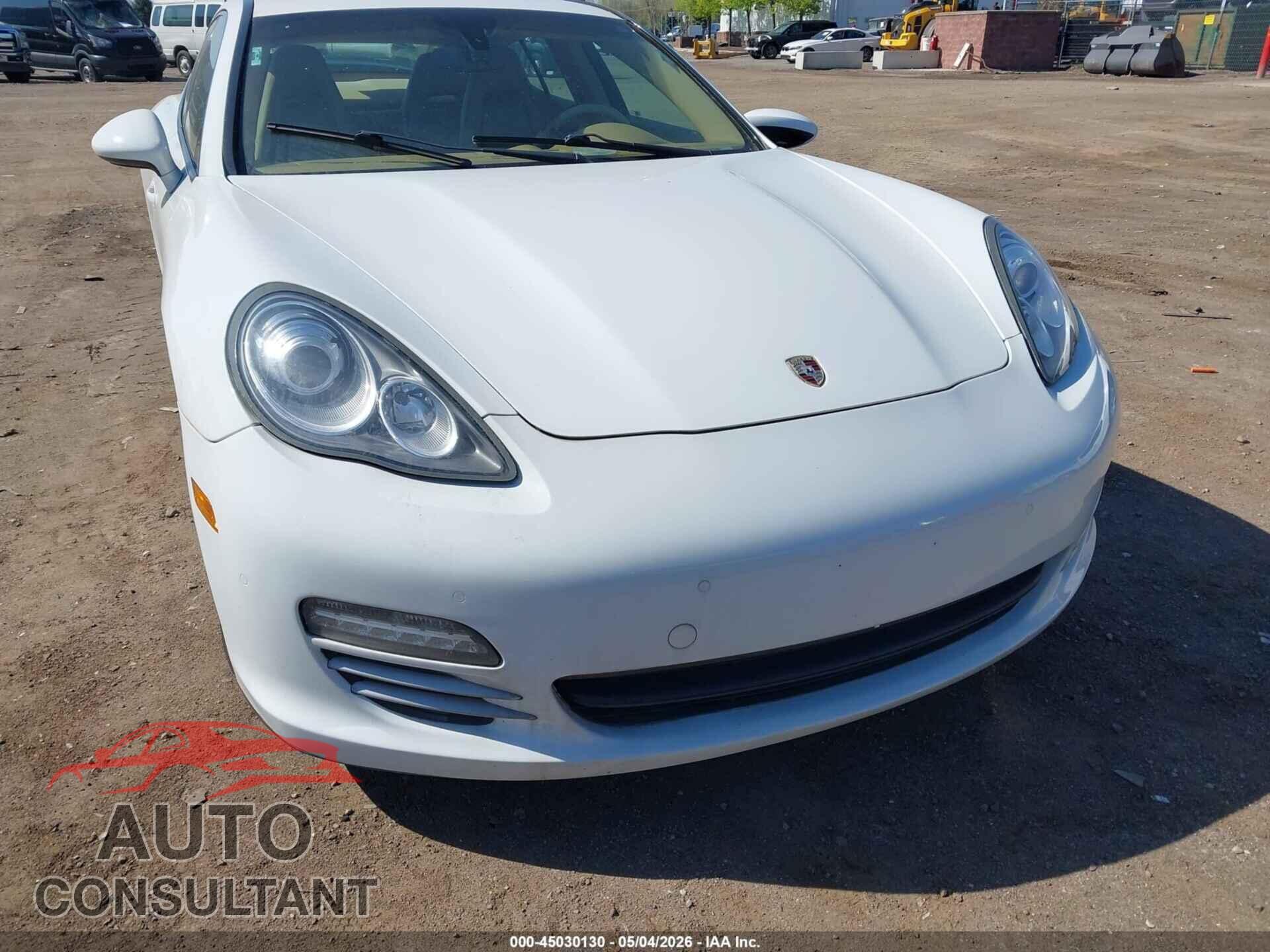 PORSCHE PANAMERA 2013 - WP0AA2A74DL011676