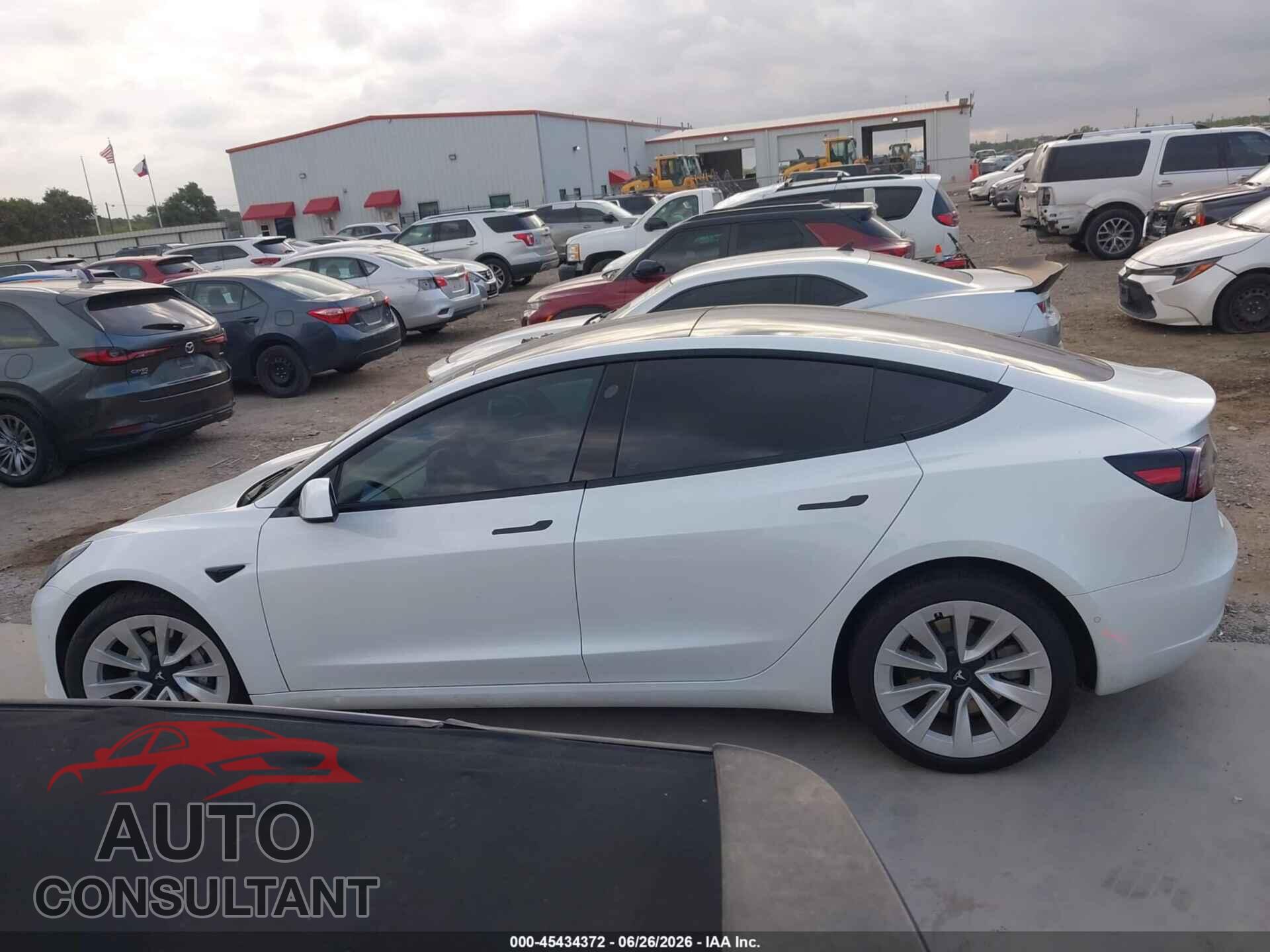 TESLA MODEL 3 2021 - 5YJ3E1EA4MF990826