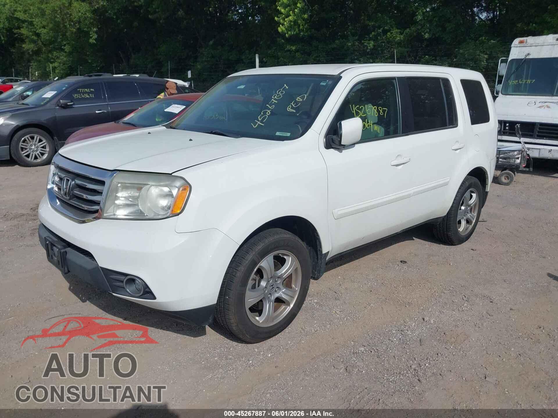 HONDA PILOT 2013 - 5FNYF4H49DB044926