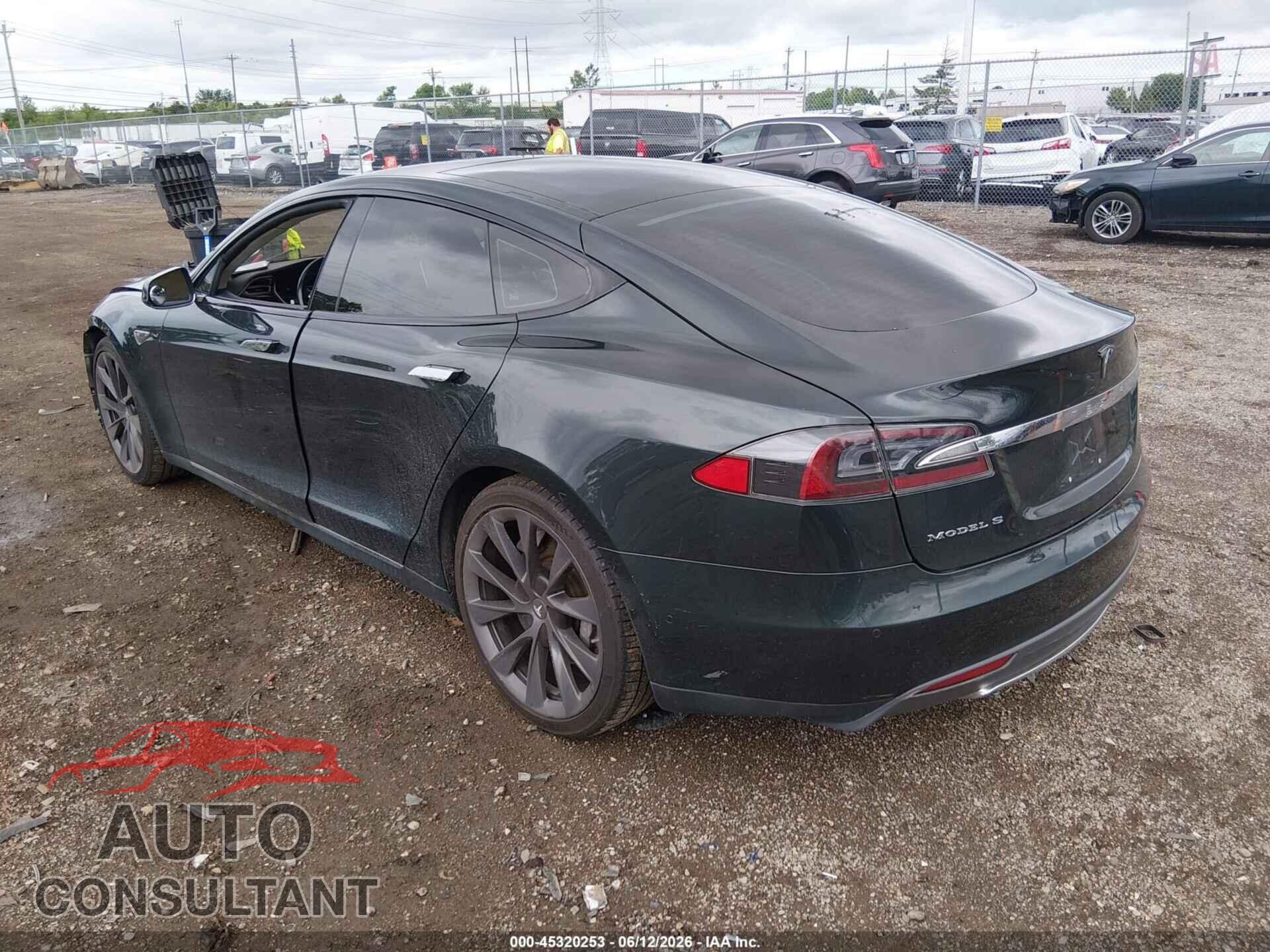 TESLA MODEL S 2014 - 5YJSA1H18EFP66091