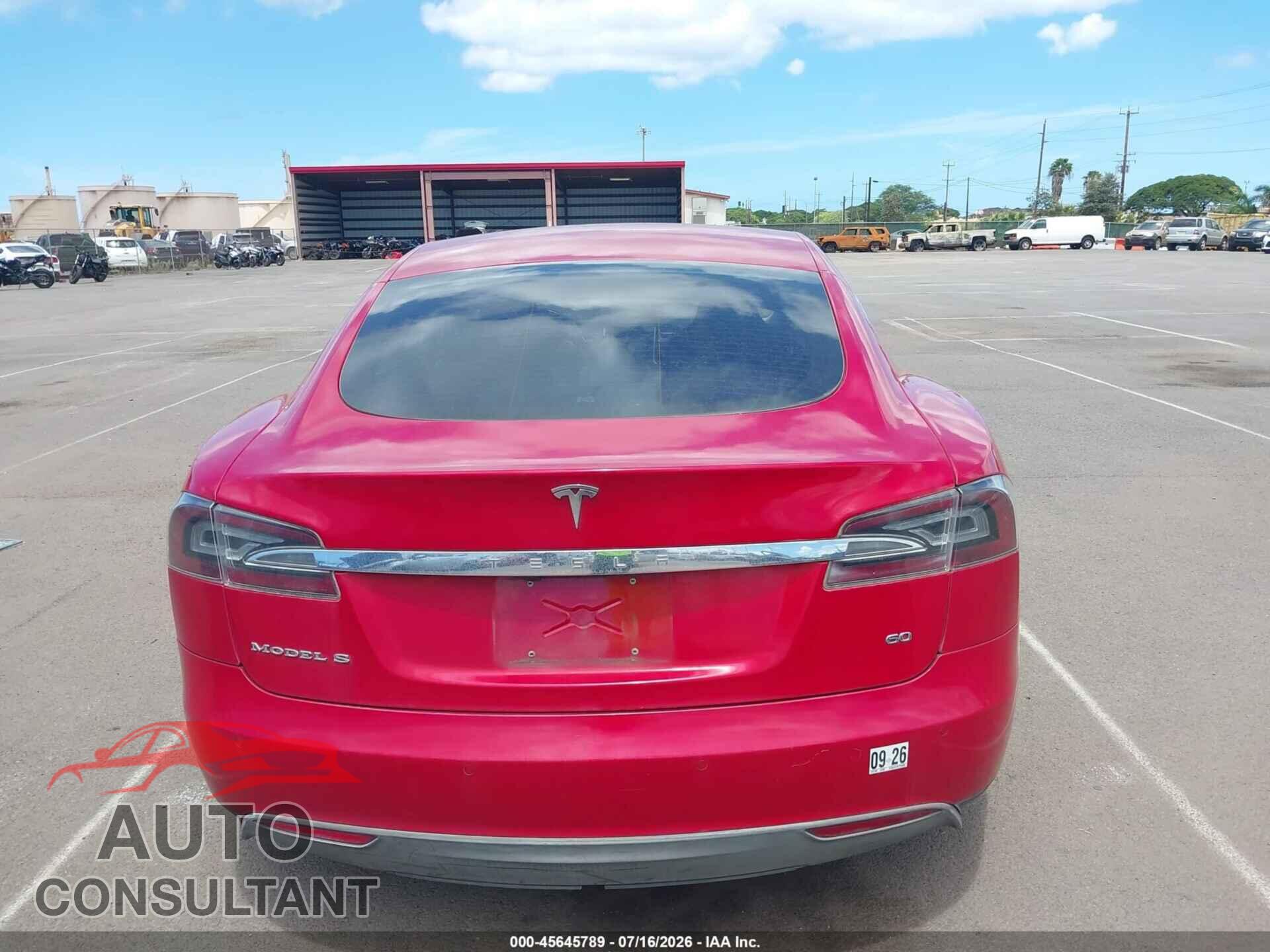 TESLA MODEL S 2014 - 5YJSA1S19EFP38695
