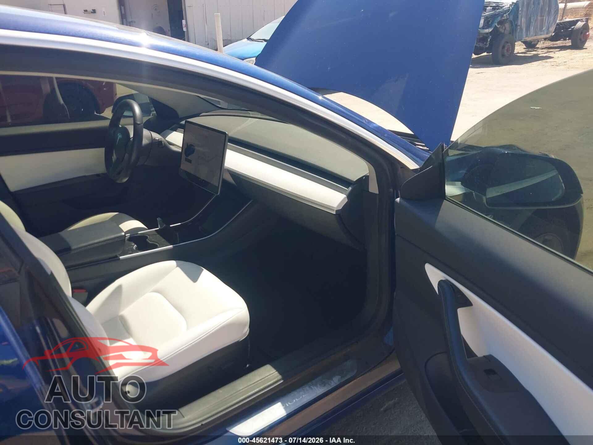 TESLA MODEL 3 2019 - 5YJ3E1EB4KF421478