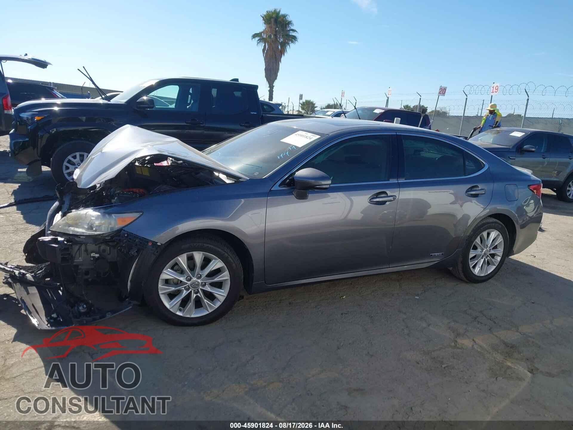 LEXUS ES 300H 2013 - JTHBW1GGXD2037405