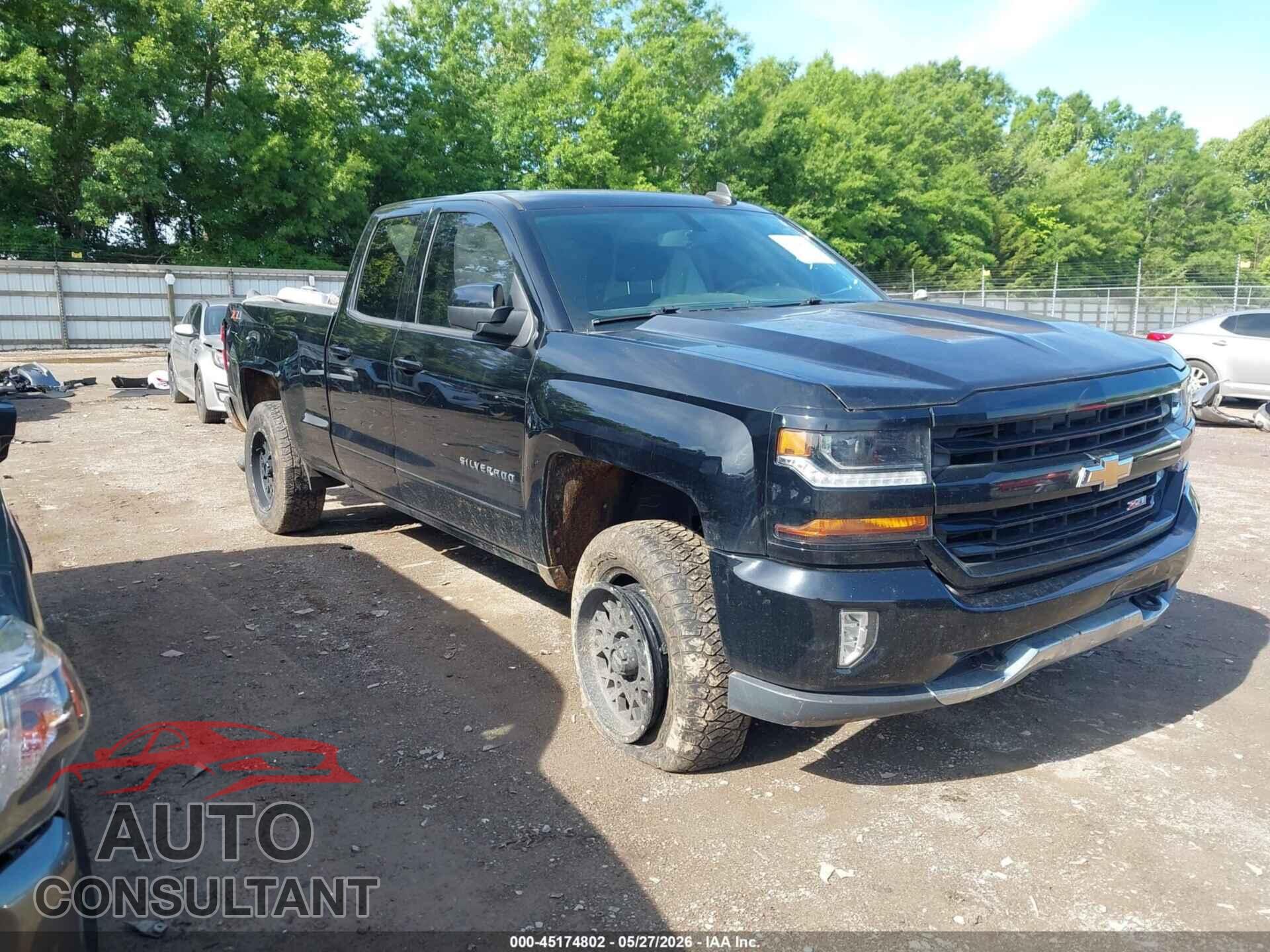 CHEVROLET SILVERADO 1500 2018 - 1GCVKREC5JZ347375