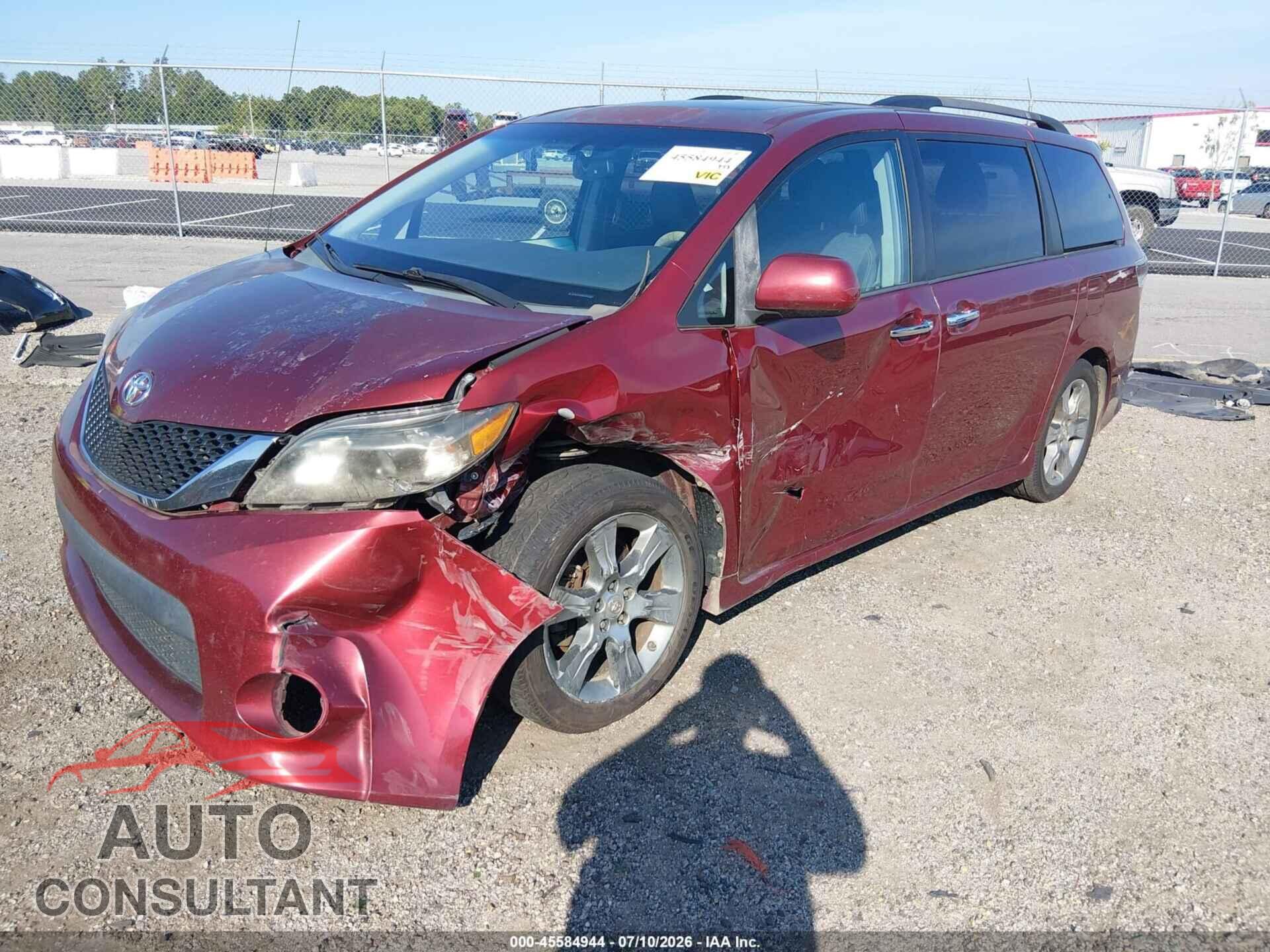TOYOTA SIENNA 2013 - 5TDXK3DC8DS401104