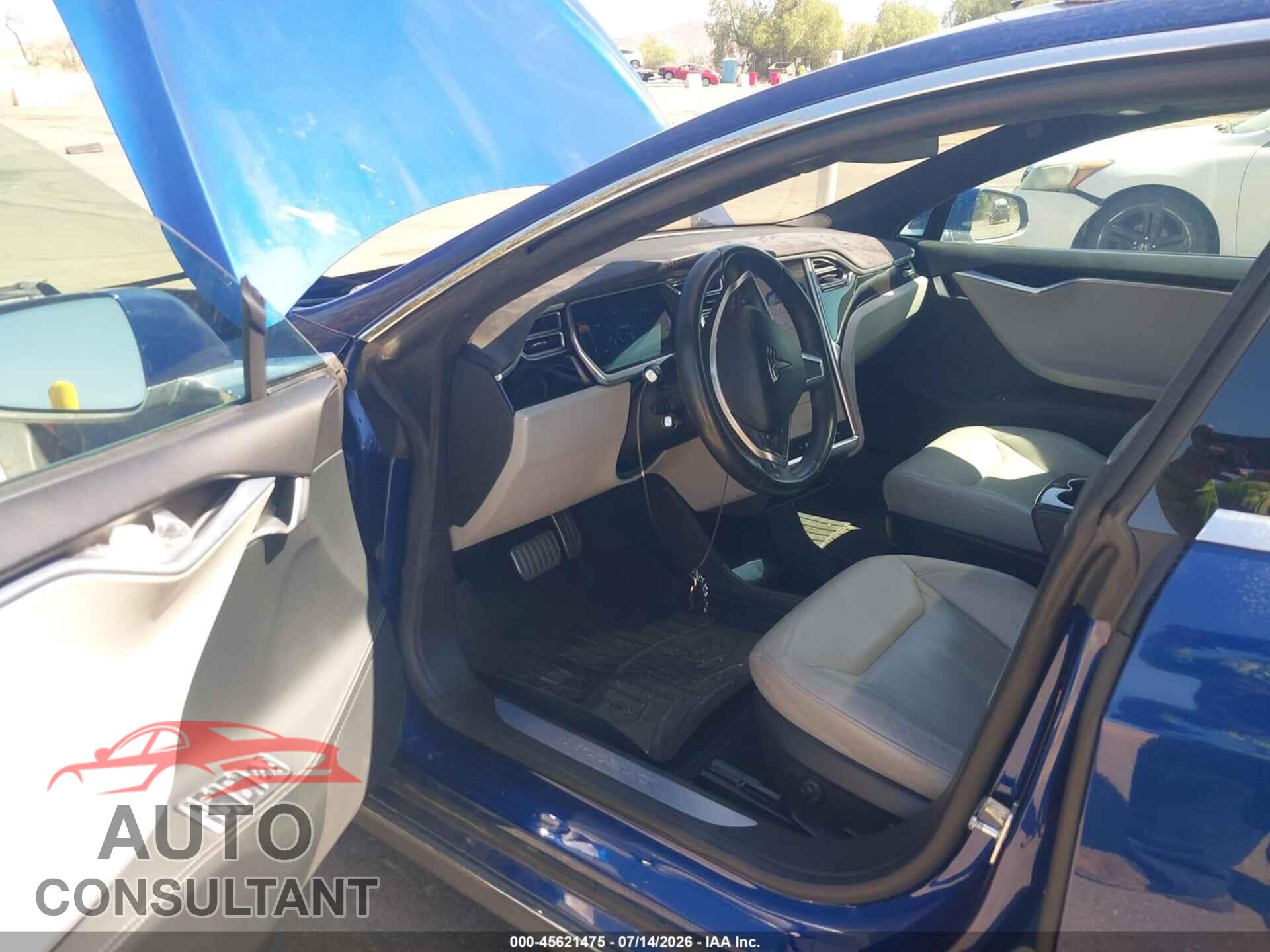 TESLA MODEL S 2015 - 5YJSA1E4XFF102181