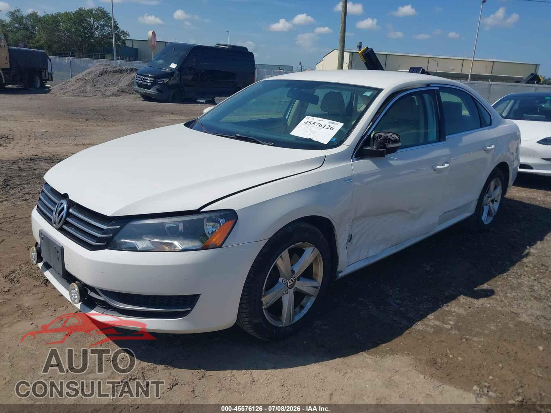 VOLKSWAGEN PASSAT 2014 - 1VWAT7A3XEC038755