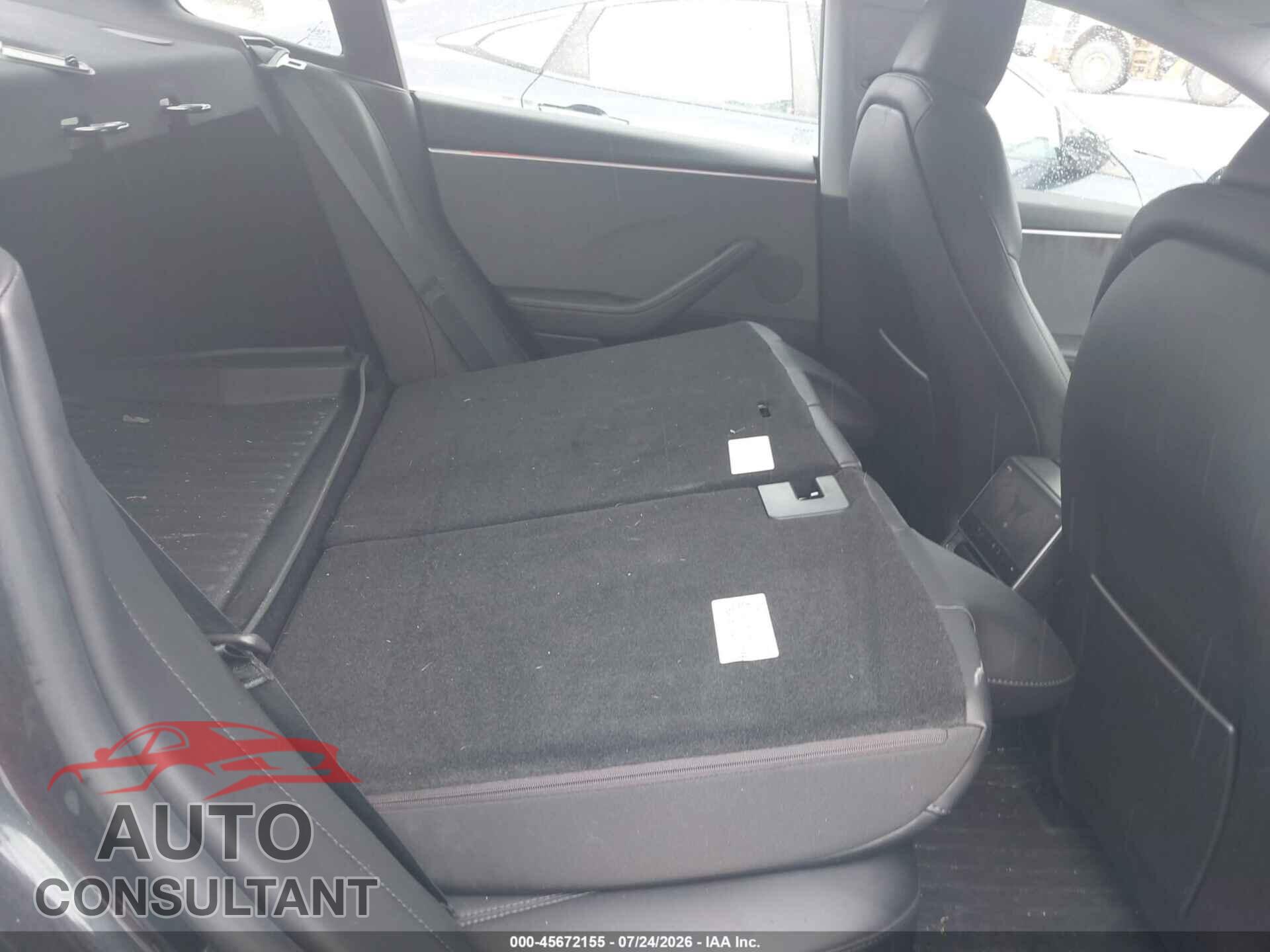 TESLA MODEL 3 2024 - 5YJ3E1EA9RF771836