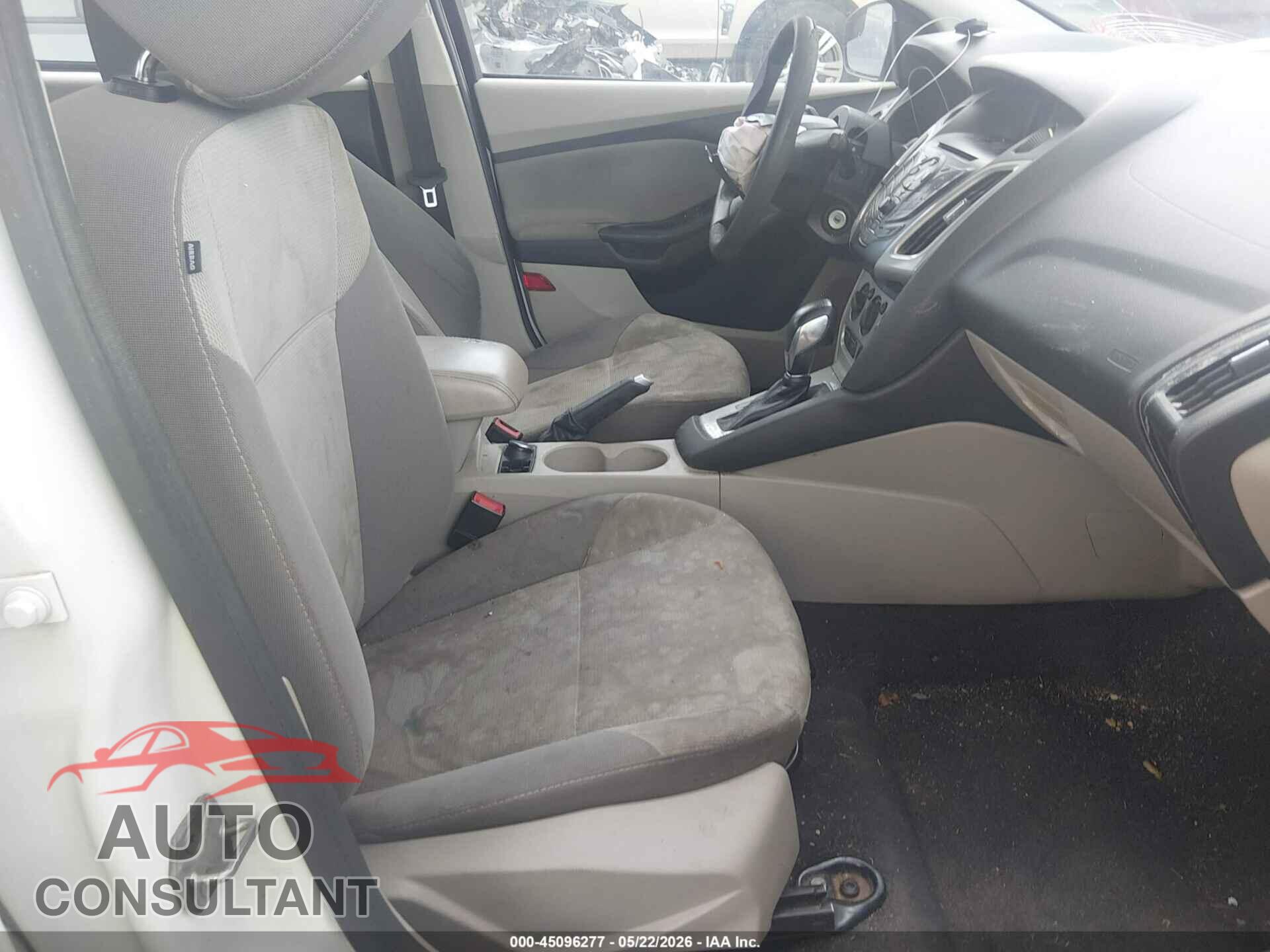 FORD FOCUS 2014 - 1FADP3F26EL145322