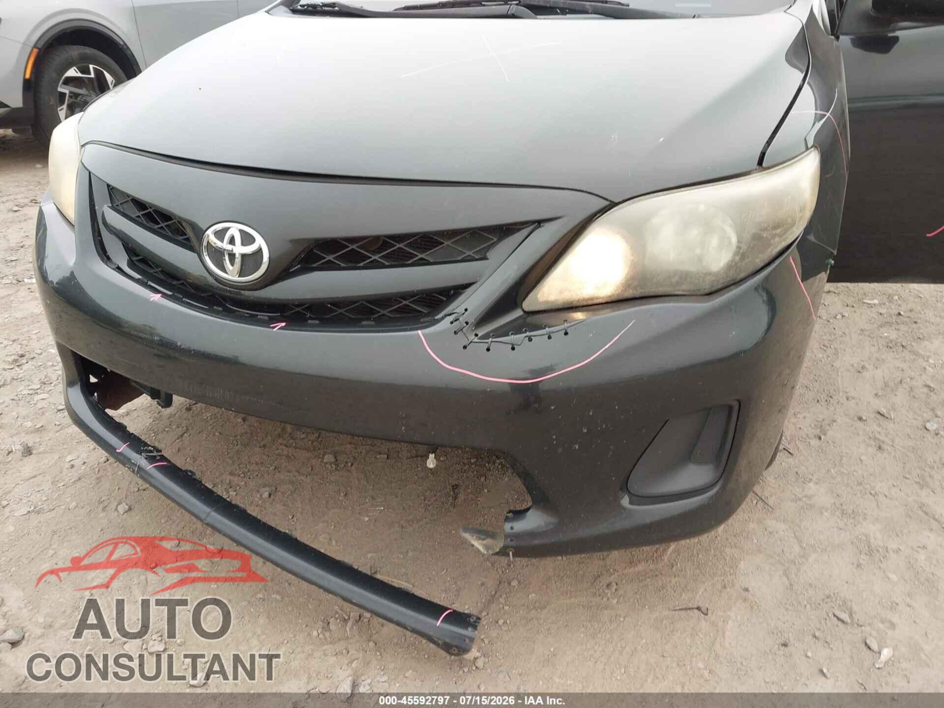 TOYOTA COROLLA 2011 - 2T1BU4EEXBC561212