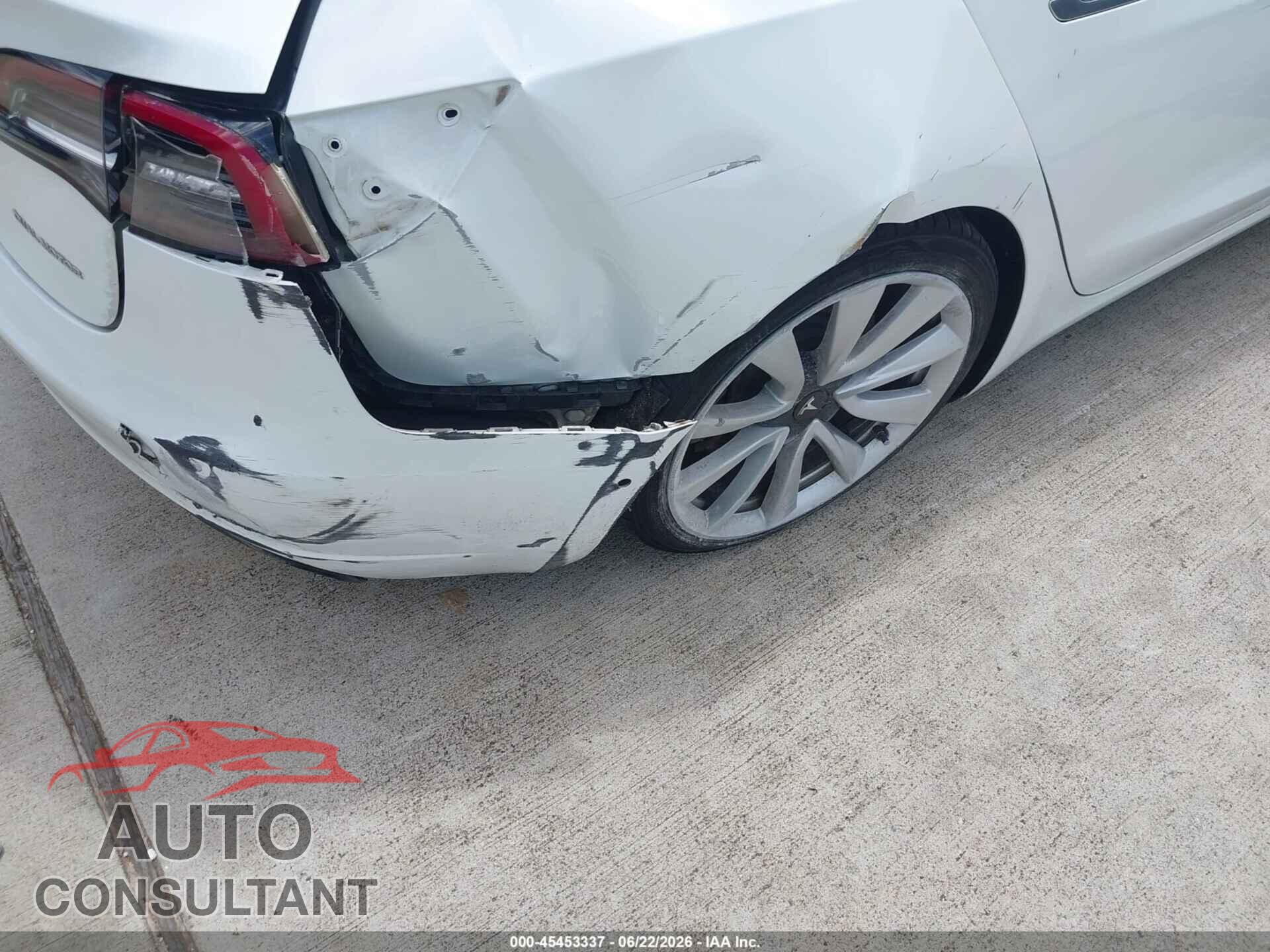 TESLA MODEL 3 2020 - 5YJ3E1EB3LF667357