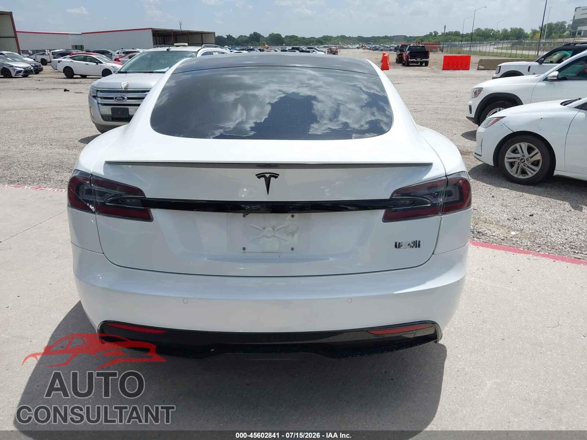 TESLA MODEL S 2021 - 5YJSA1E61MF452586
