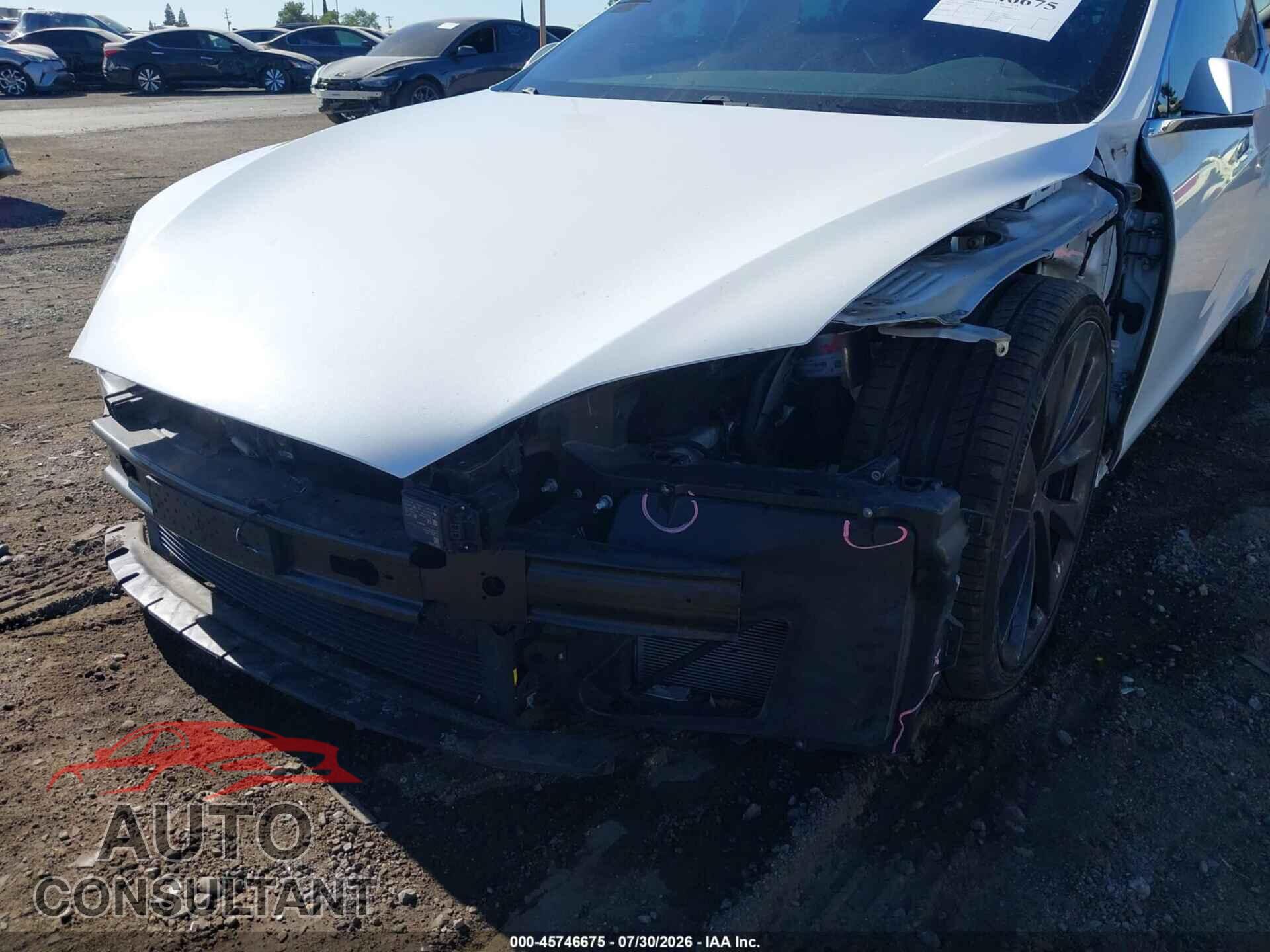 TESLA MODEL S 2021 - 5YJSA1E27MF427754