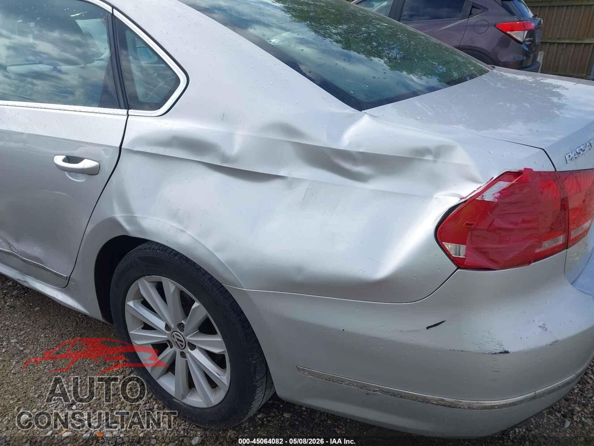 VOLKSWAGEN PASSAT 2013 - 1VWCH7A36DC059305