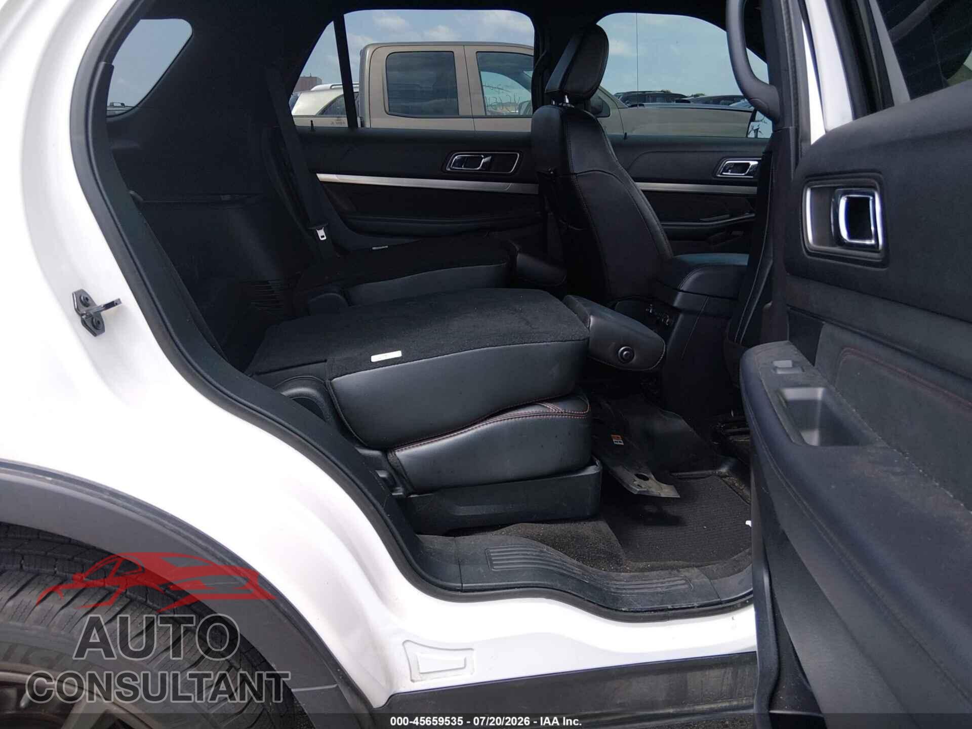 FORD EXPLORER 2018 - 1FM5K8D85JGB09024