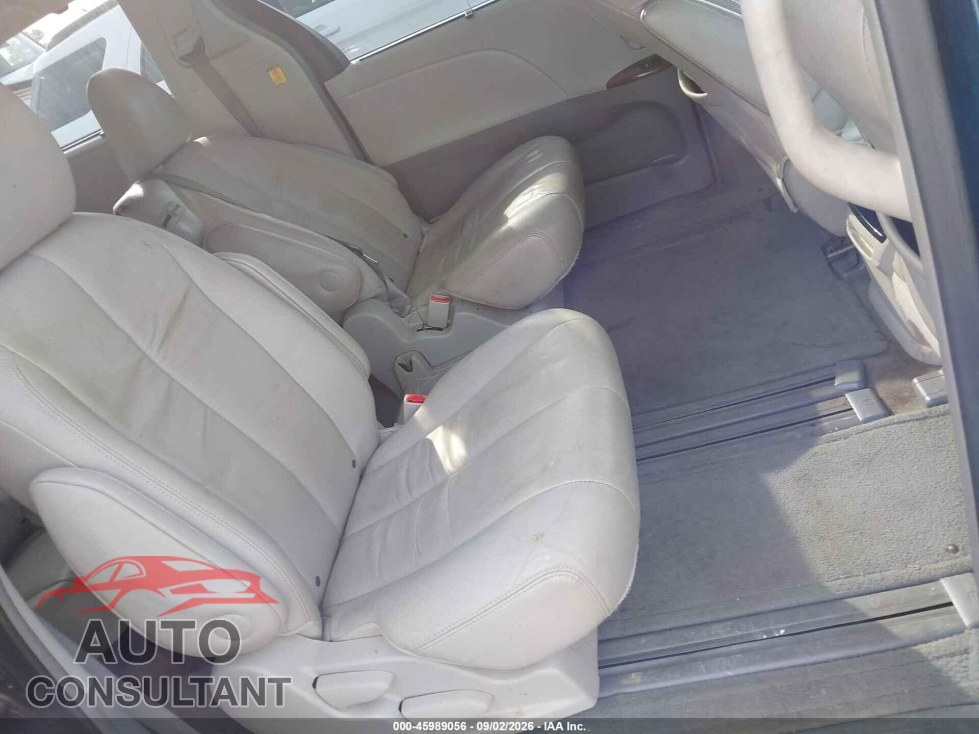 TOYOTA SIENNA 2012 - 5TDYK3DC4CS242844