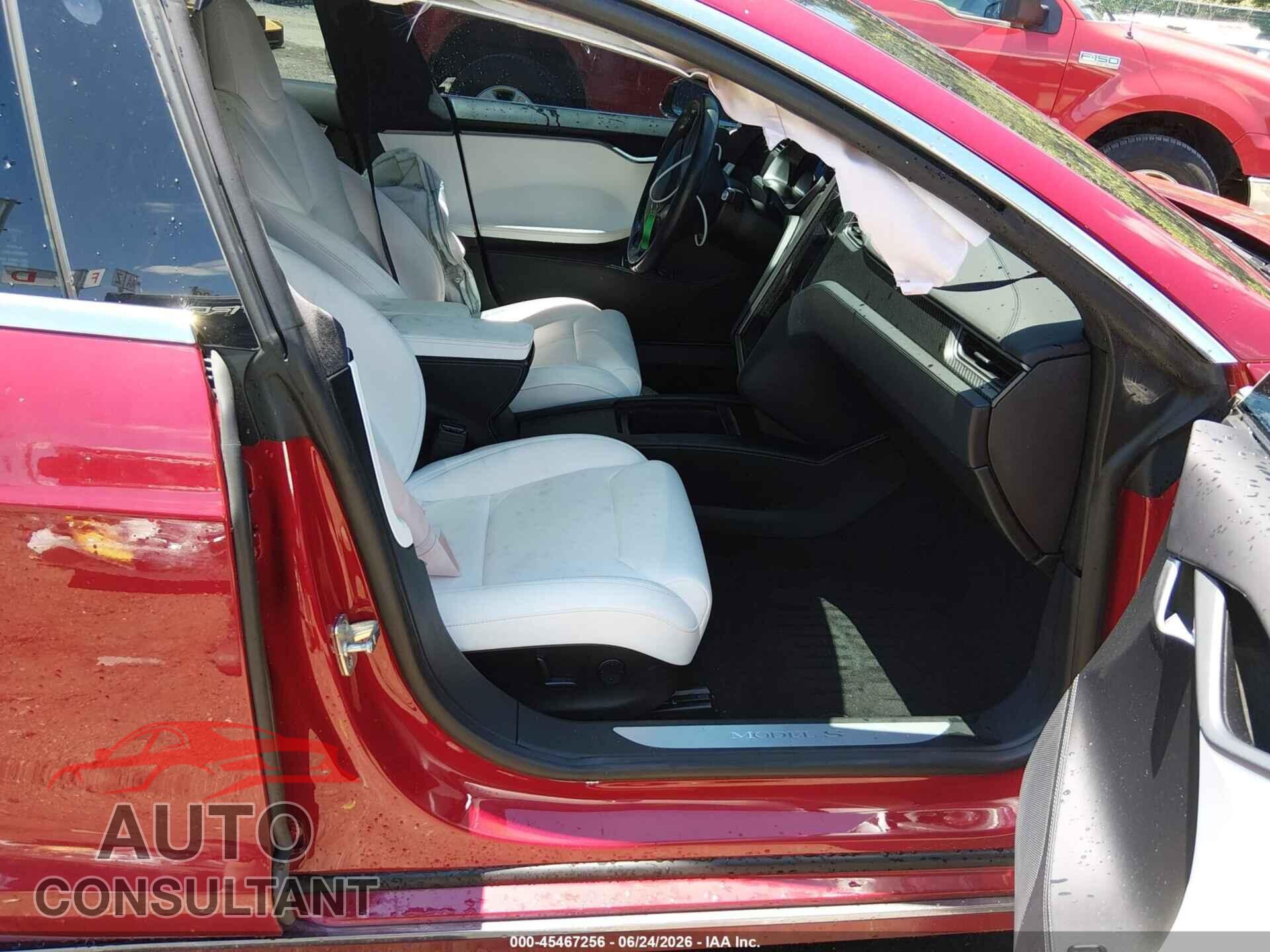 TESLA MODEL S 2018 - 5YJSA1E27JF276555