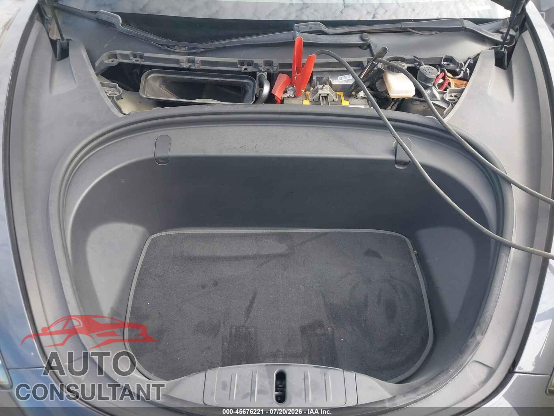 TESLA MODEL 3 2018 - 5YJ3E1EA2JF158459