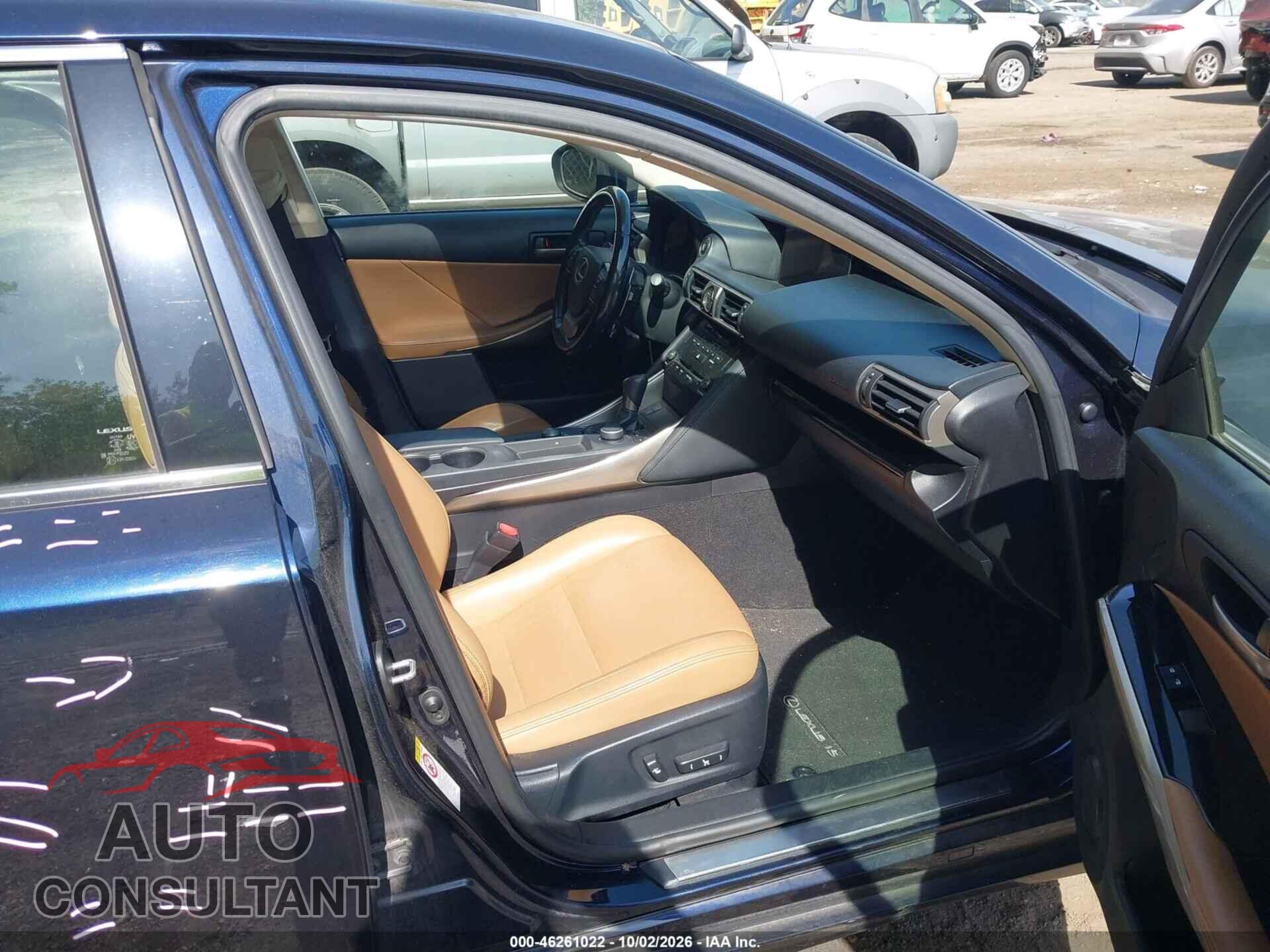 LEXUS IS 300 2017 - JTHCM1D28H5016494