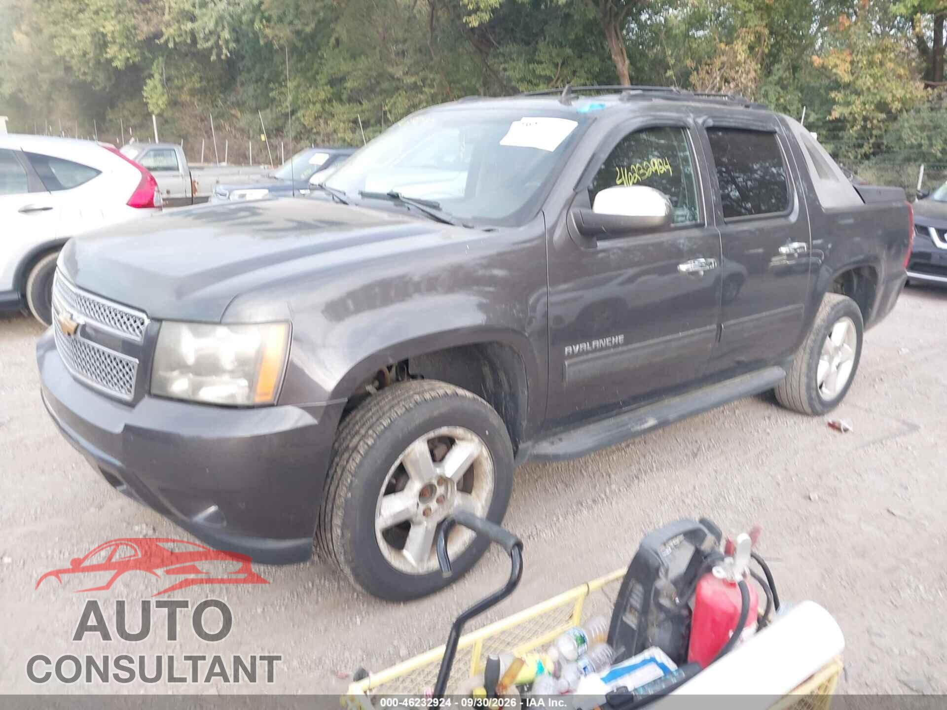 CHEVROLET AVALANCHE 1500 2011 - 3GNTKEE37BG255547