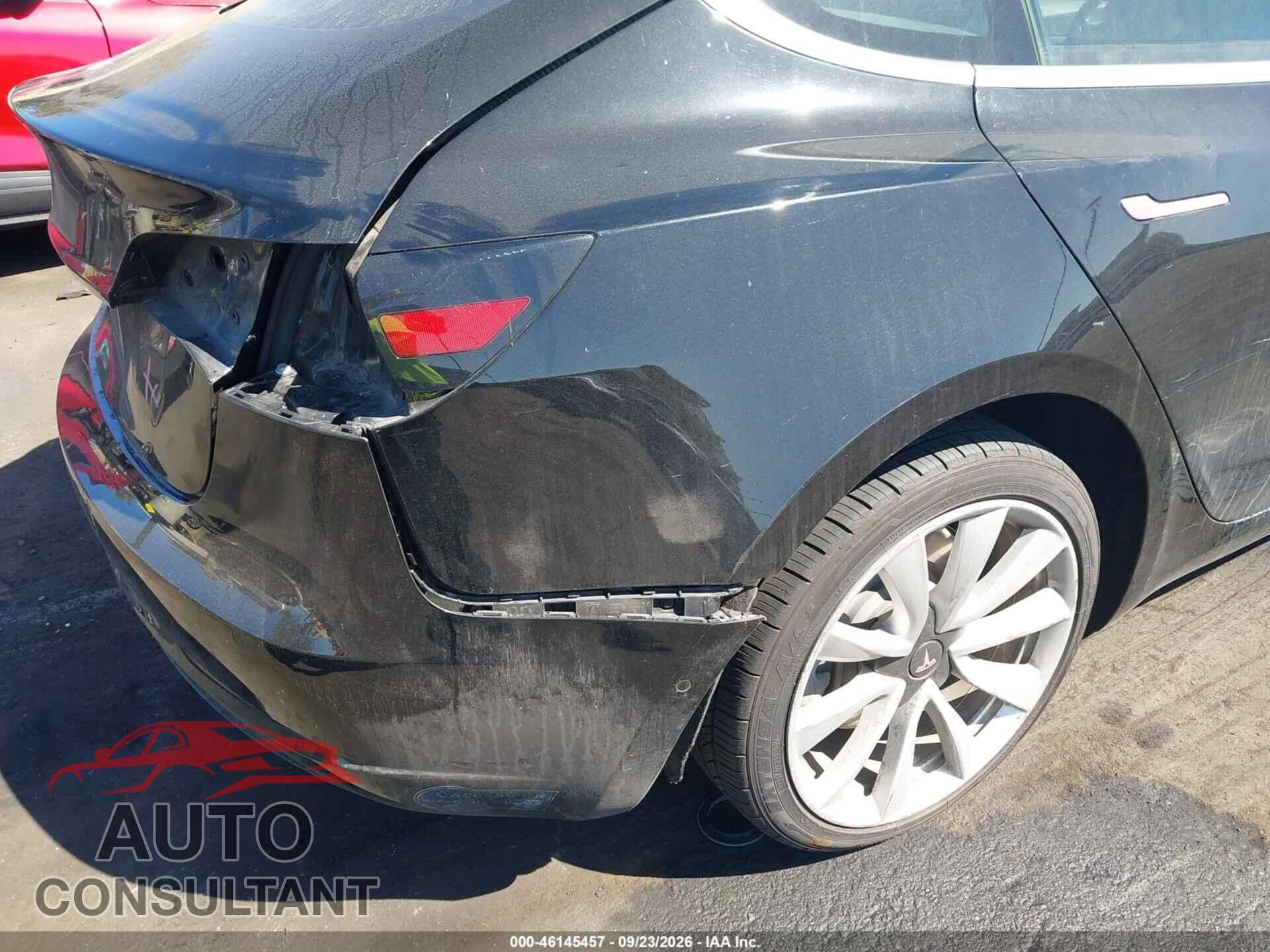 TESLA MODEL 3 2019 - 5YJ3E1EA5KF352324