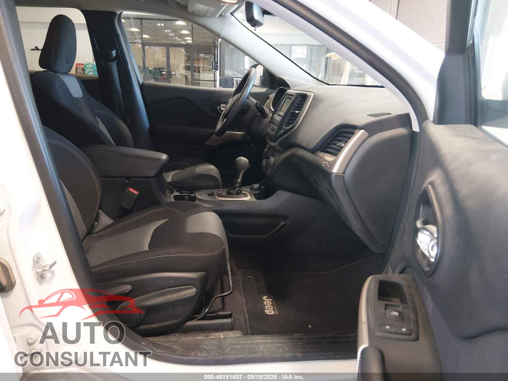 JEEP CHEROKEE 2018 - 1C4PJMCB7JD561127