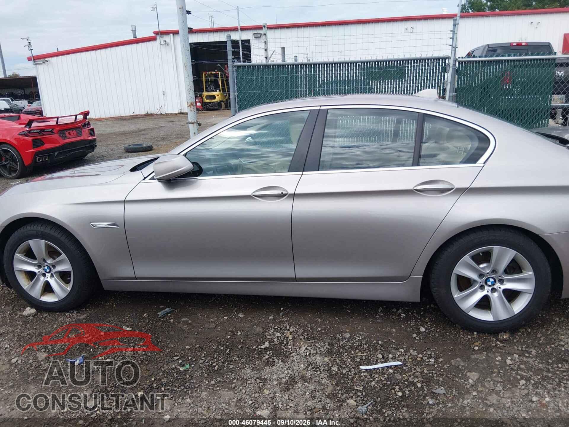 BMW 528I 2013 - WBAXH5C53DD108510