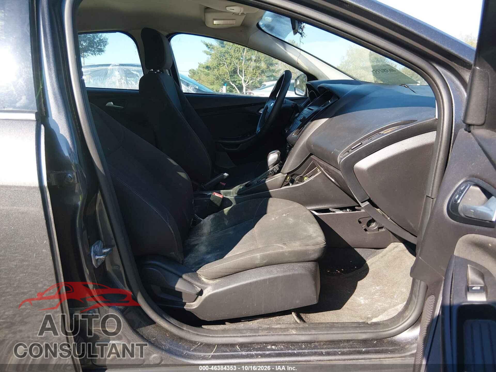 FORD FOCUS 2015 - 1FADP3F29FL205076