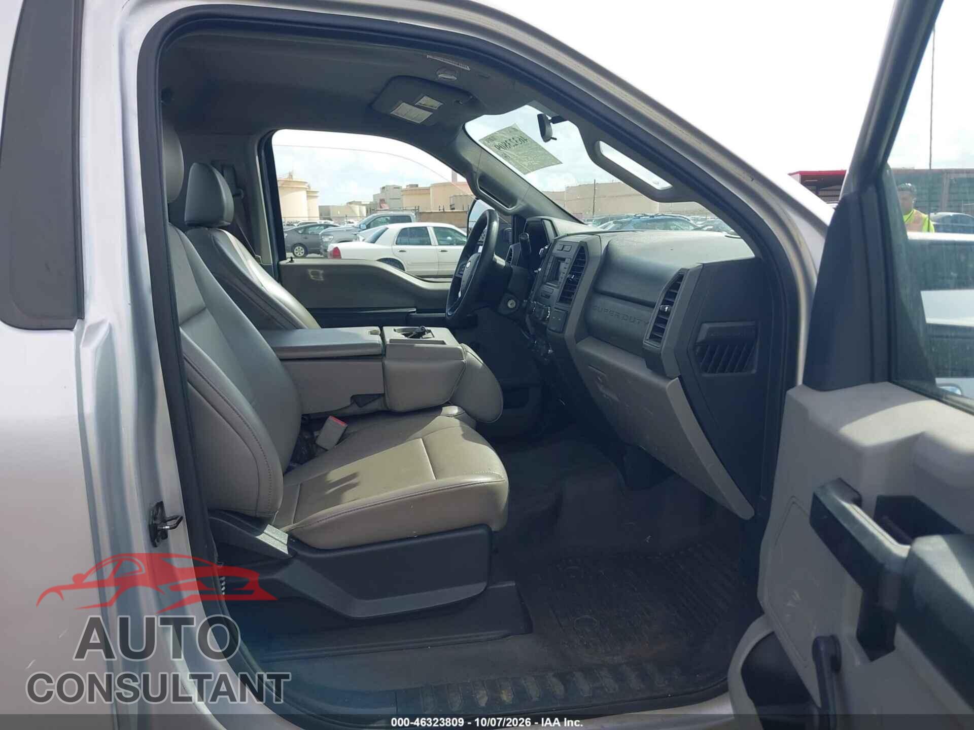 FORD F-250 2017 - 1FDBF2A60HEE51073