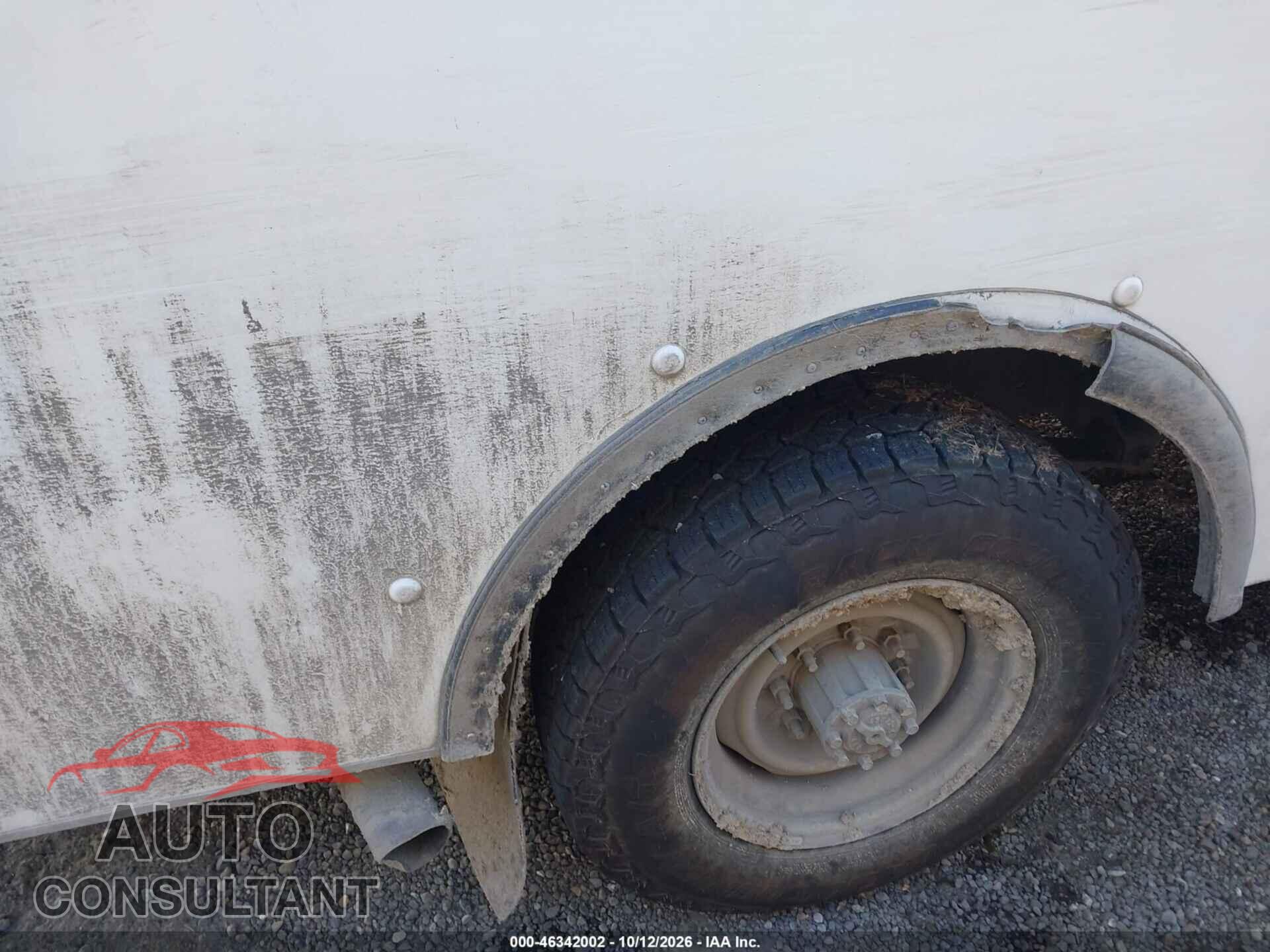 FORD E-350 CUTAWAY 2010 - 1FDSE3FL8ADA88203