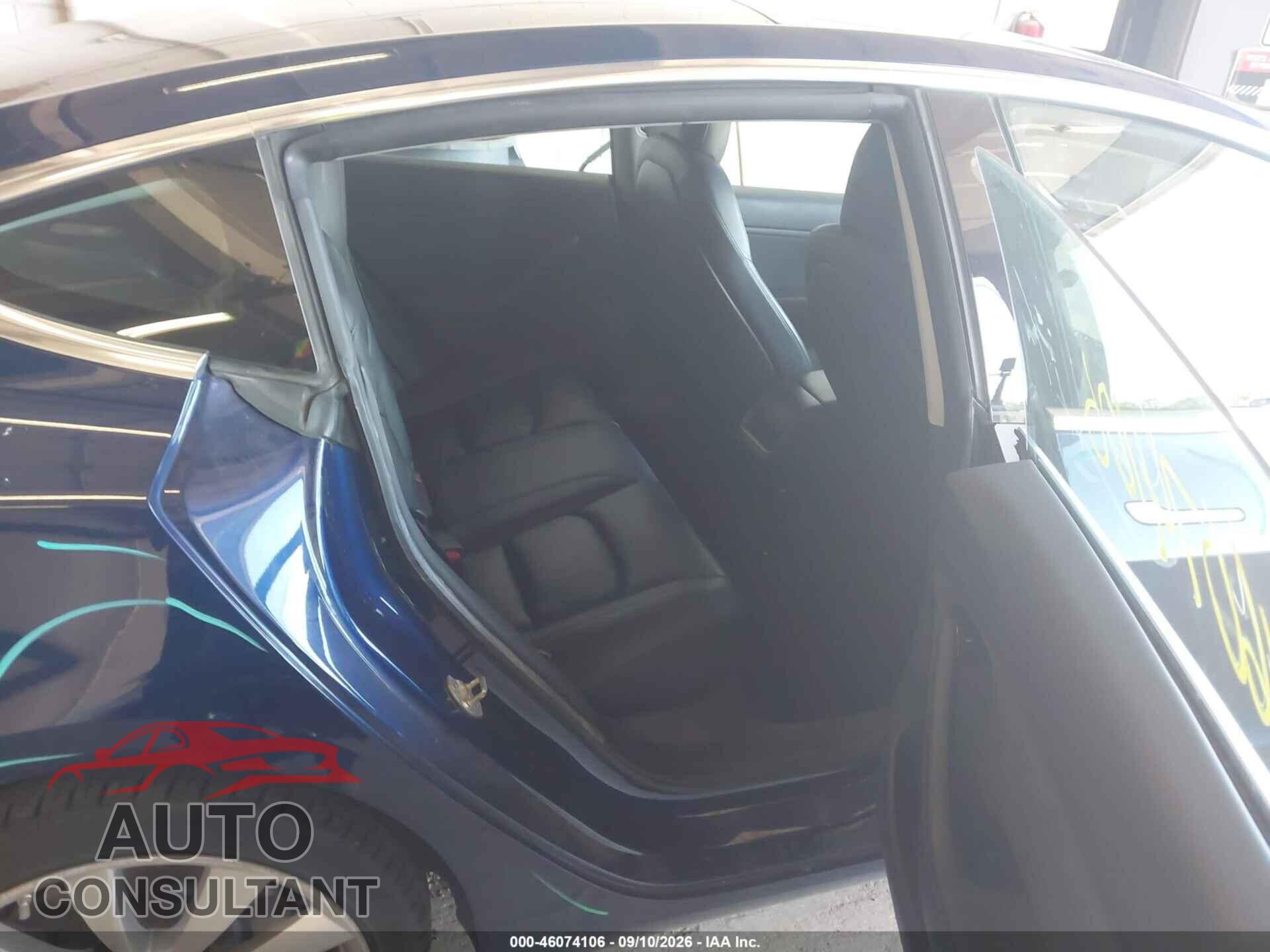 TESLA MODEL 3 2019 - 5YJ3E1EB1KF390092