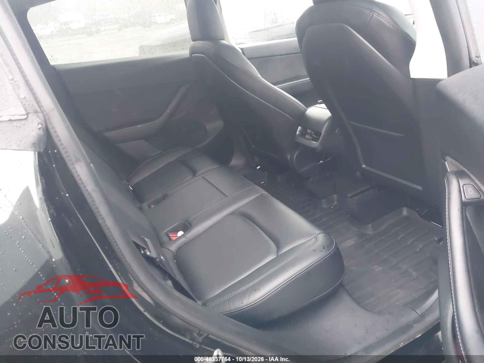 TESLA MODEL Y 2021 - 5YJYGDEE5MF299731
