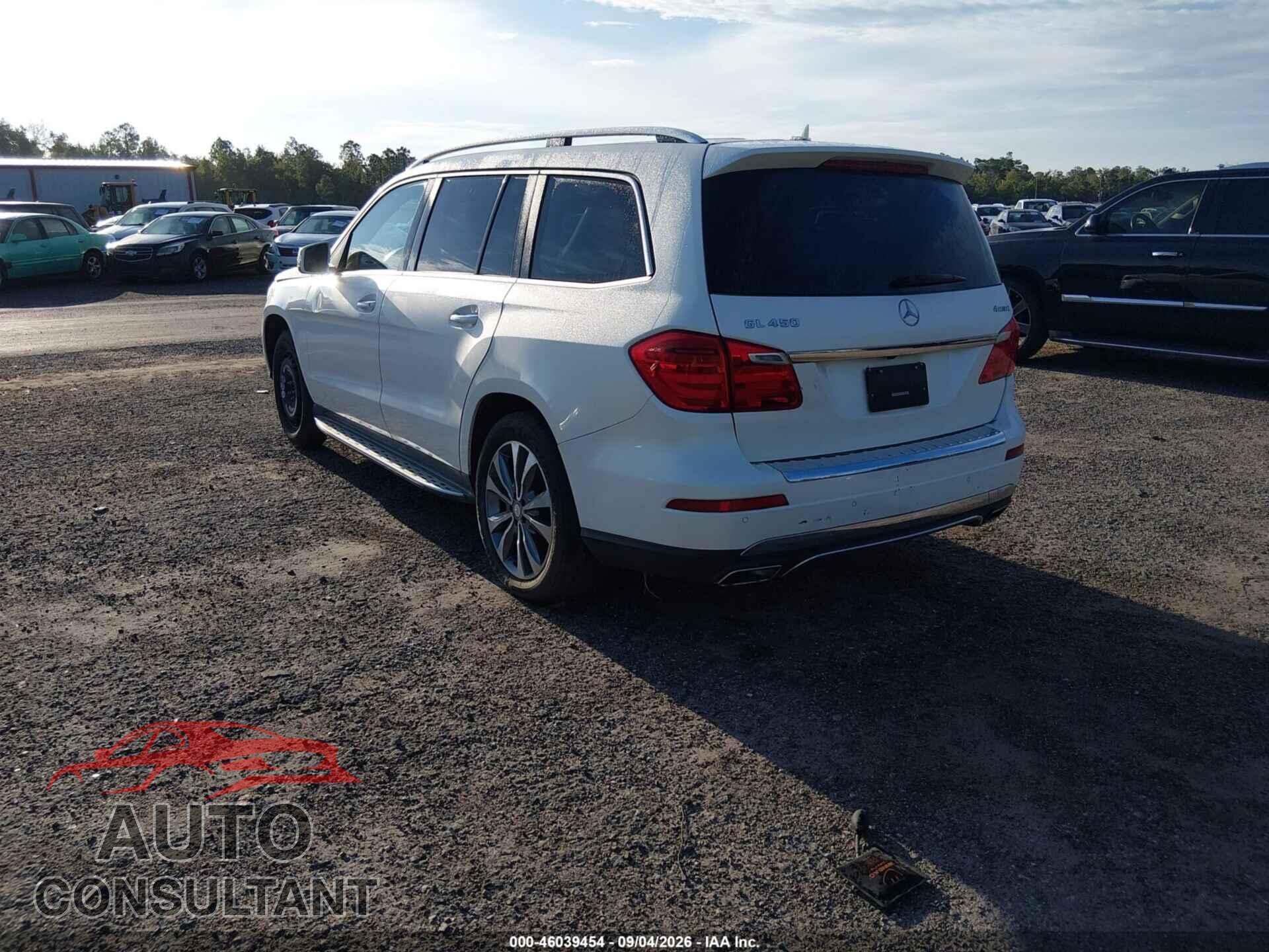 MERCEDES-BENZ GL 450 2016 - 4JGDF6EE0GA676830